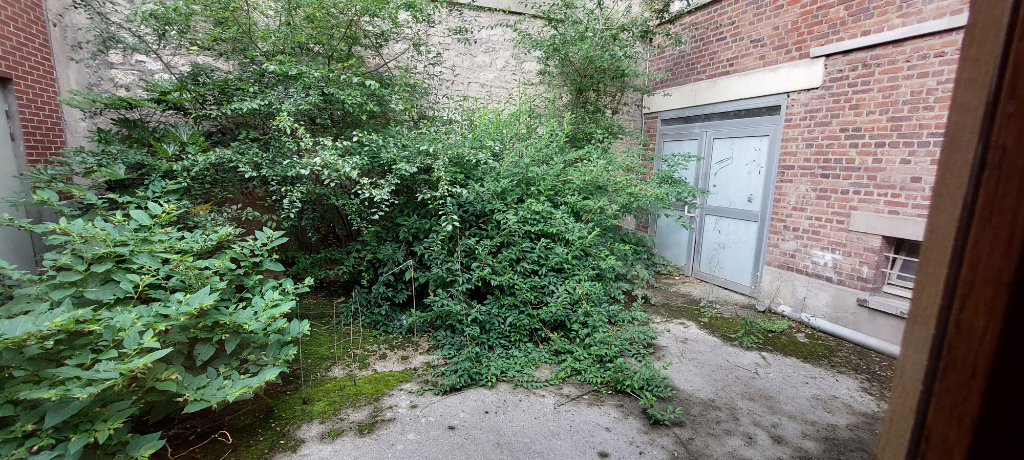 Photo BEAUVAIS CENTRE MURS COMMERCIAUX image 5/5