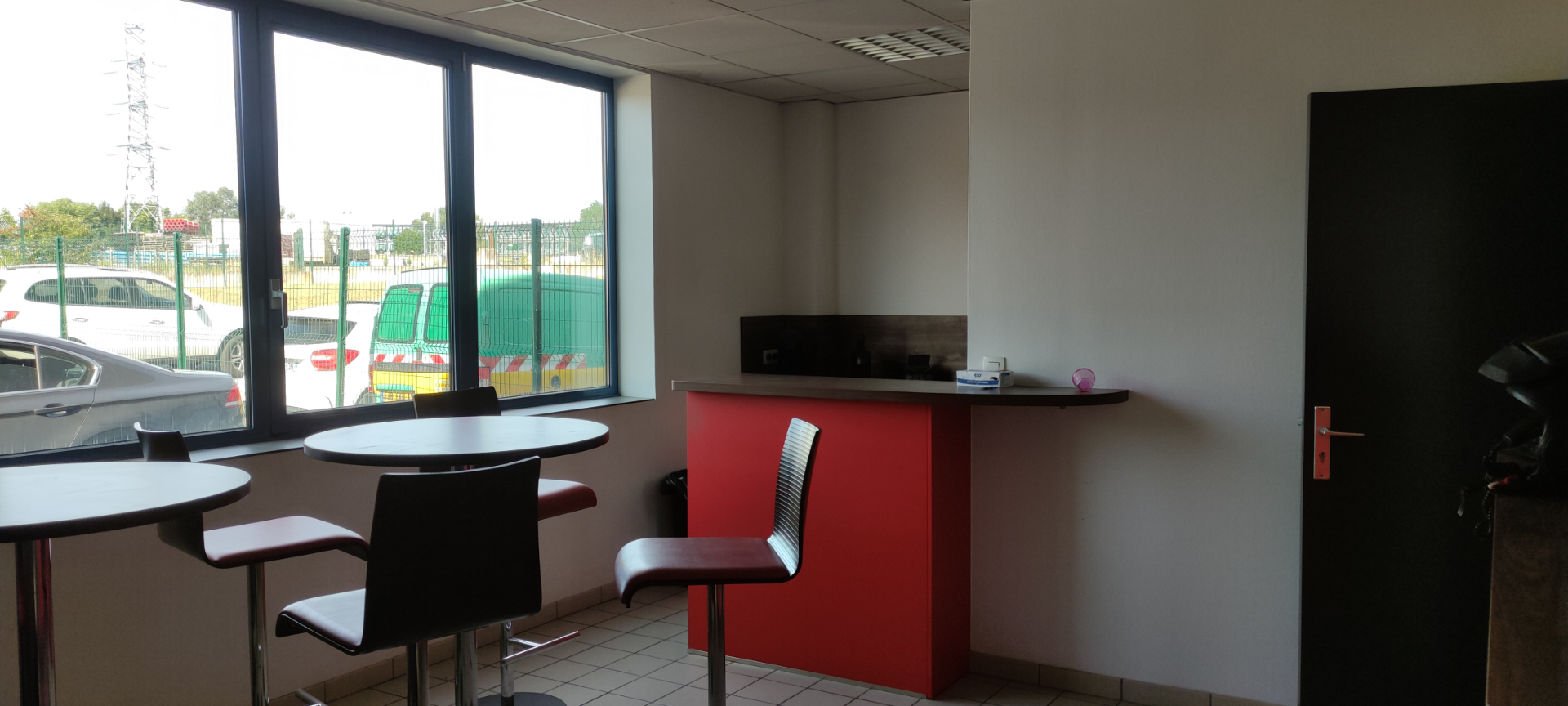 Photo Local commercial Beauvais 570 m2 image 4/6