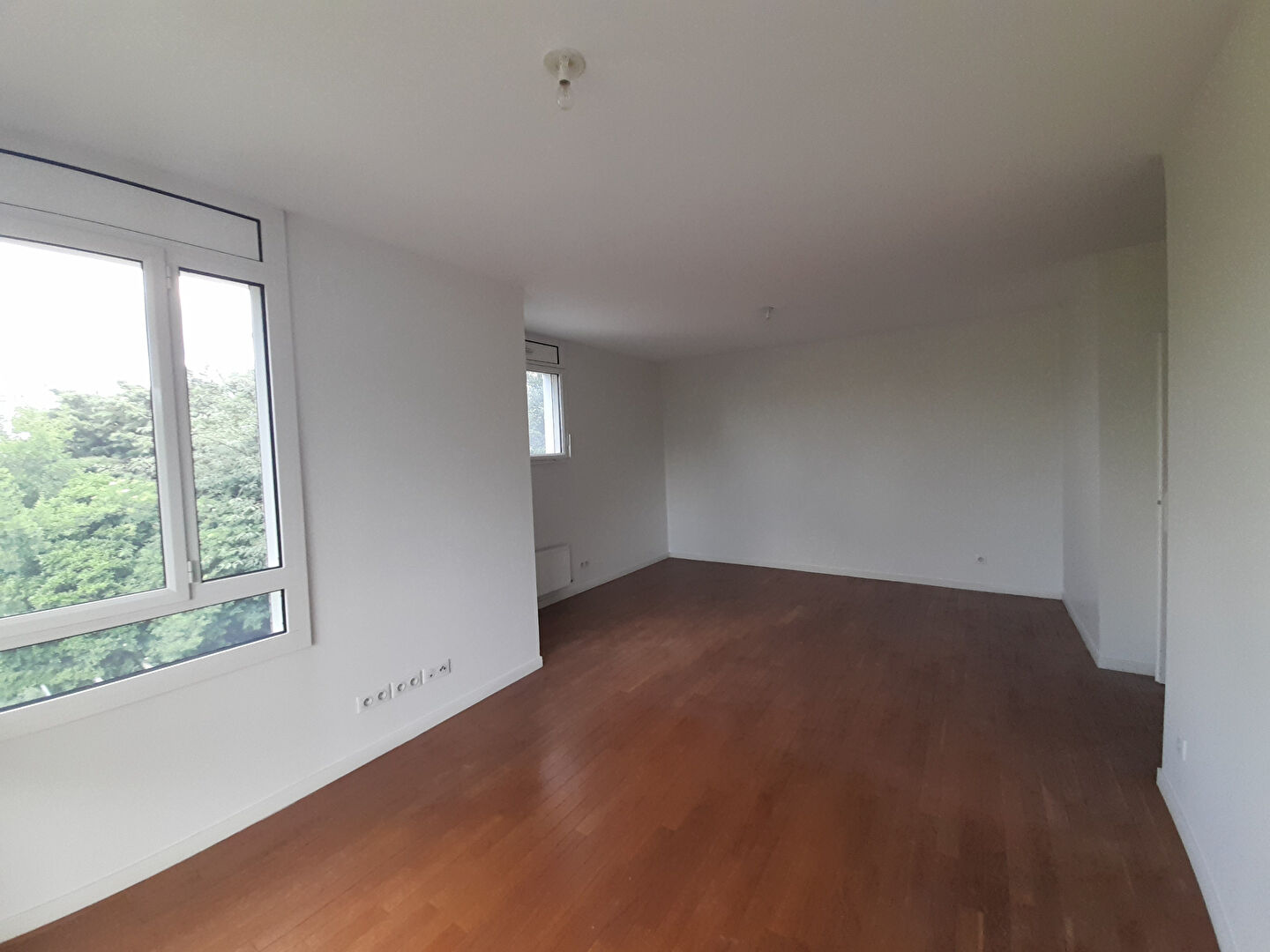 Photo TYPE III AMIENS - 3 pièce(s) - 84.13 m2 image 2/5