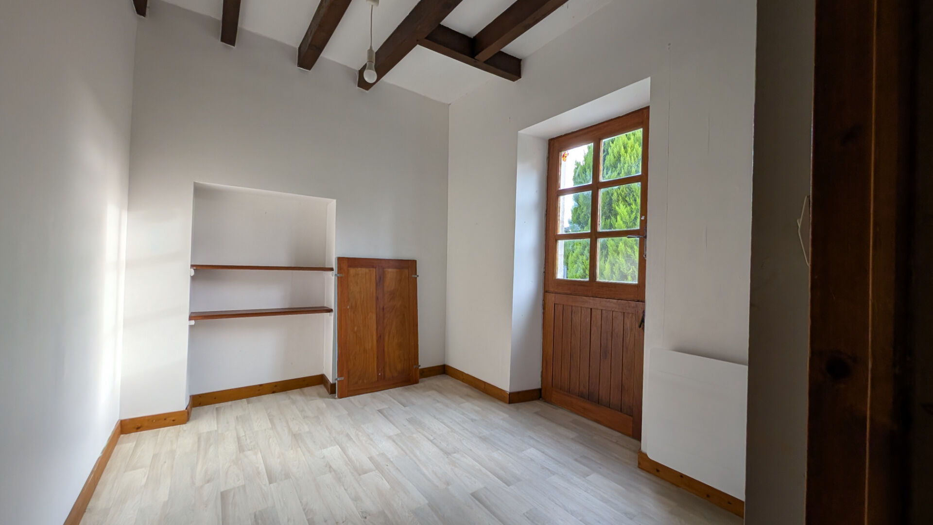 Photo Maison de caractère à rénover ! image 5/6