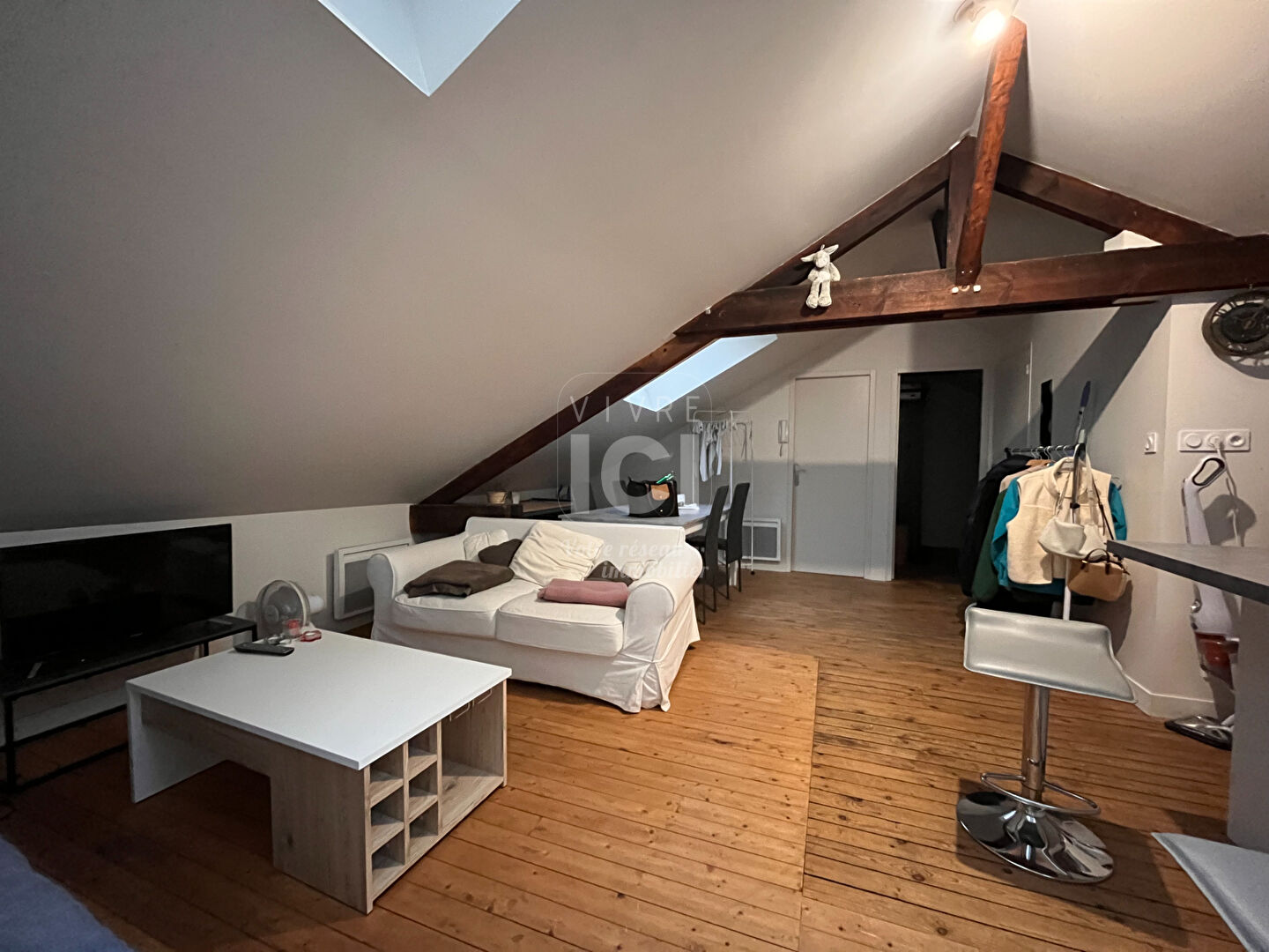 Appartement Angers 3 pièce(s) 27,70 m2 Loi Carrez / 58,15 m² au sol.