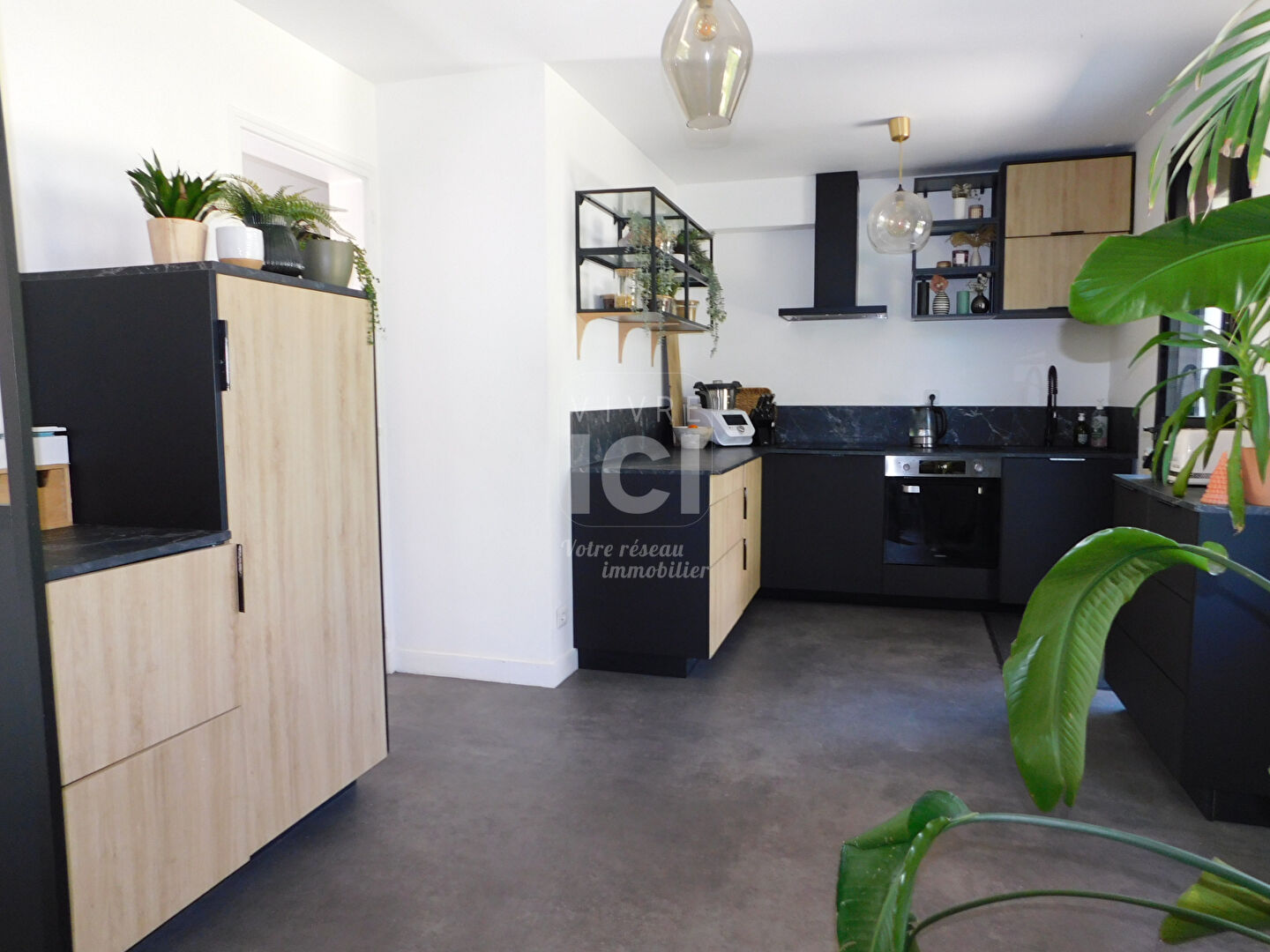 Photo Maison Murs Erigne 8 pièce(s) 153.21 m² image 5/6