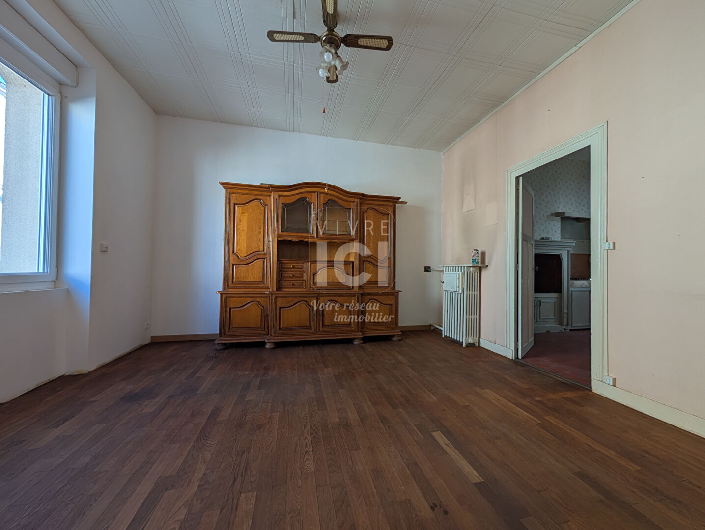 Photo MAISON ANCIENNE AVEC DEPENDANCE 200 M DES COMMODITÉS image 6/6