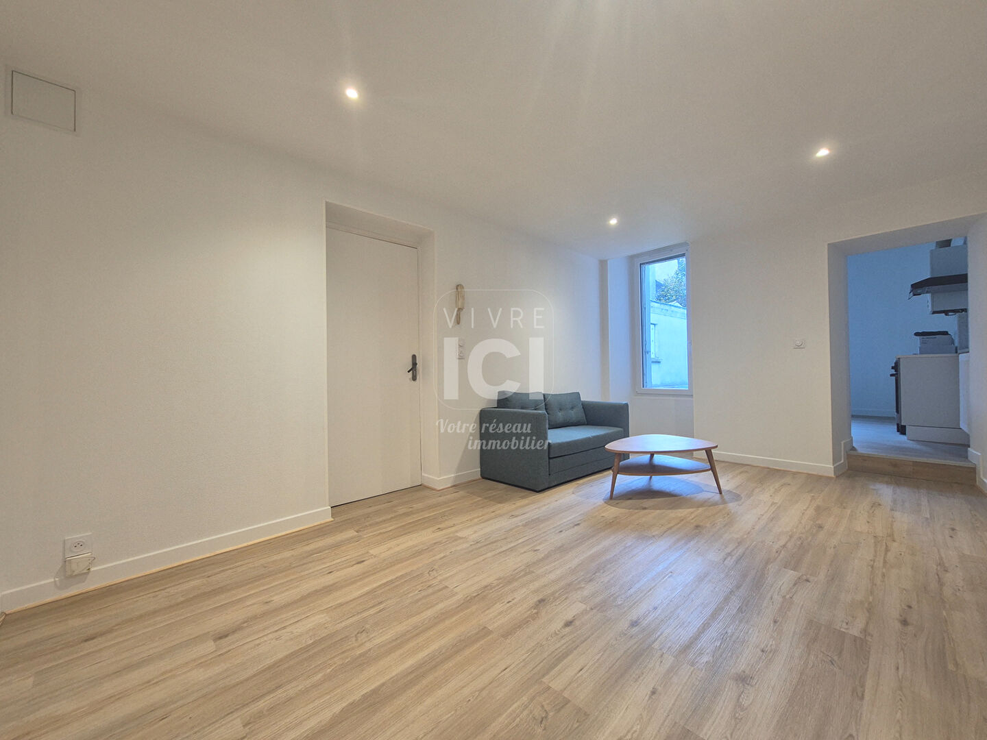 Photo ANGERS T2 meublé image 2/4