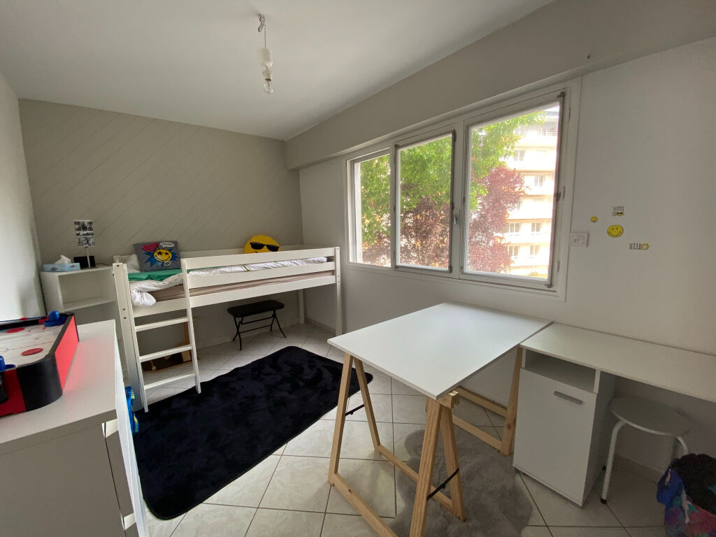 Photo A VENDRE NANTES/MICHELET appartement type 4 avec balcon et cave image 3/5