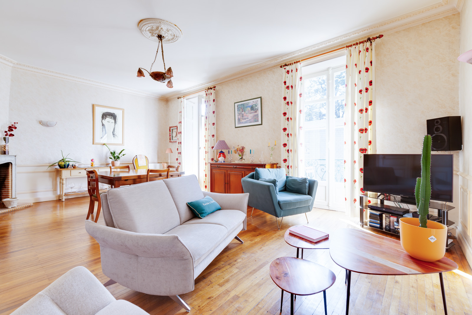 Photo A VENDRE NANTES FACE JARDIN DES PLANTES SPACIEUX APPARTEMENT DANS BEL ANCIEN image 2/6