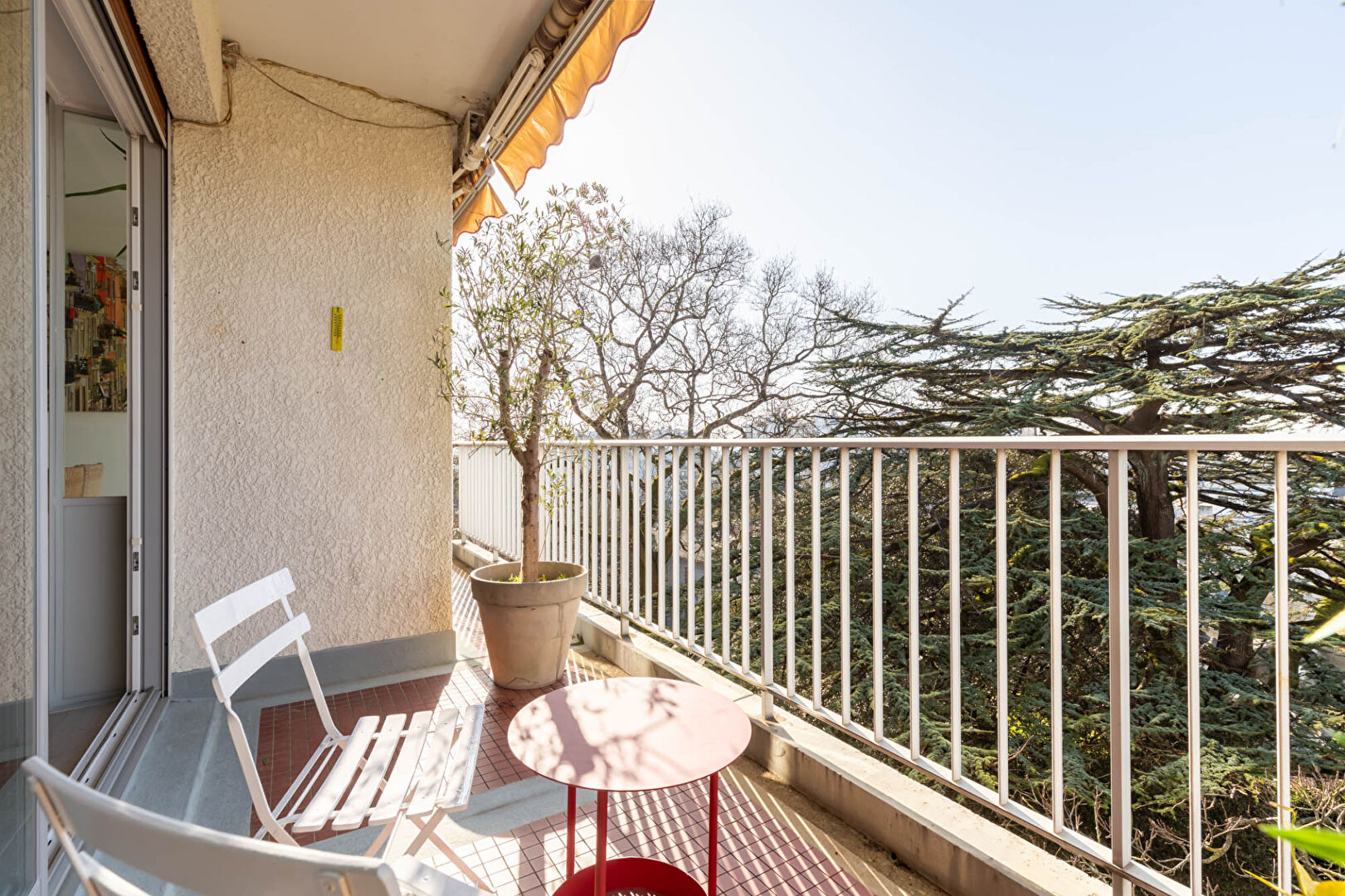 NANTES/ZOLA APPARTEMENT AU DERNIER ETAGE AVEC ASCENSEUR VUE  EXCEPTIONNELLE