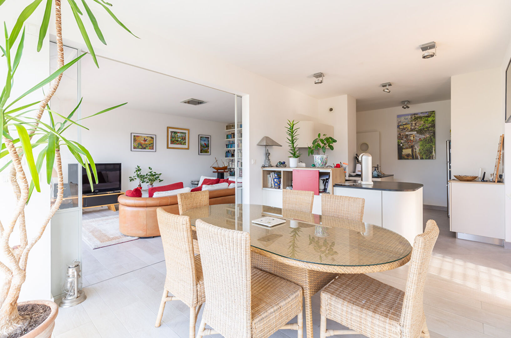 Photo NANTES/ZOLA APPARTEMENT AU DERNIER ETAGE AVEC ASCENSEUR VUE  EXCEPTIONNELLE image 5/6