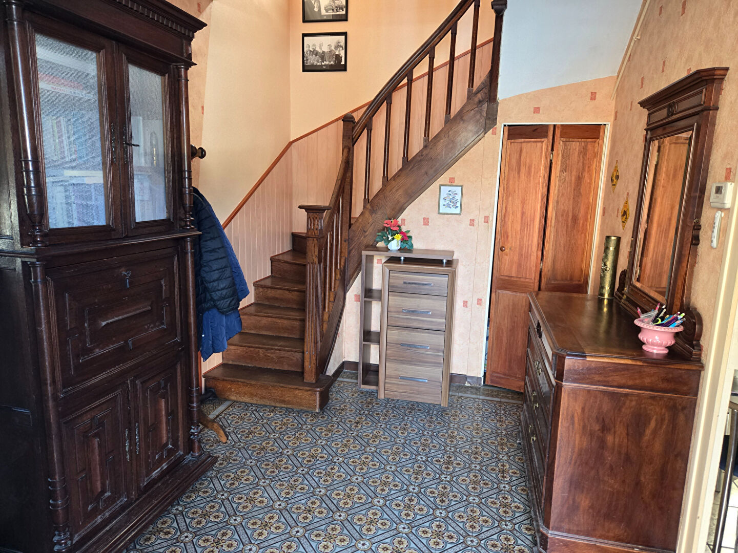 Photo A VENDRE NANTES ZOLA Maison ancienne 2 chambres + bureau, avec garage double image 5/6