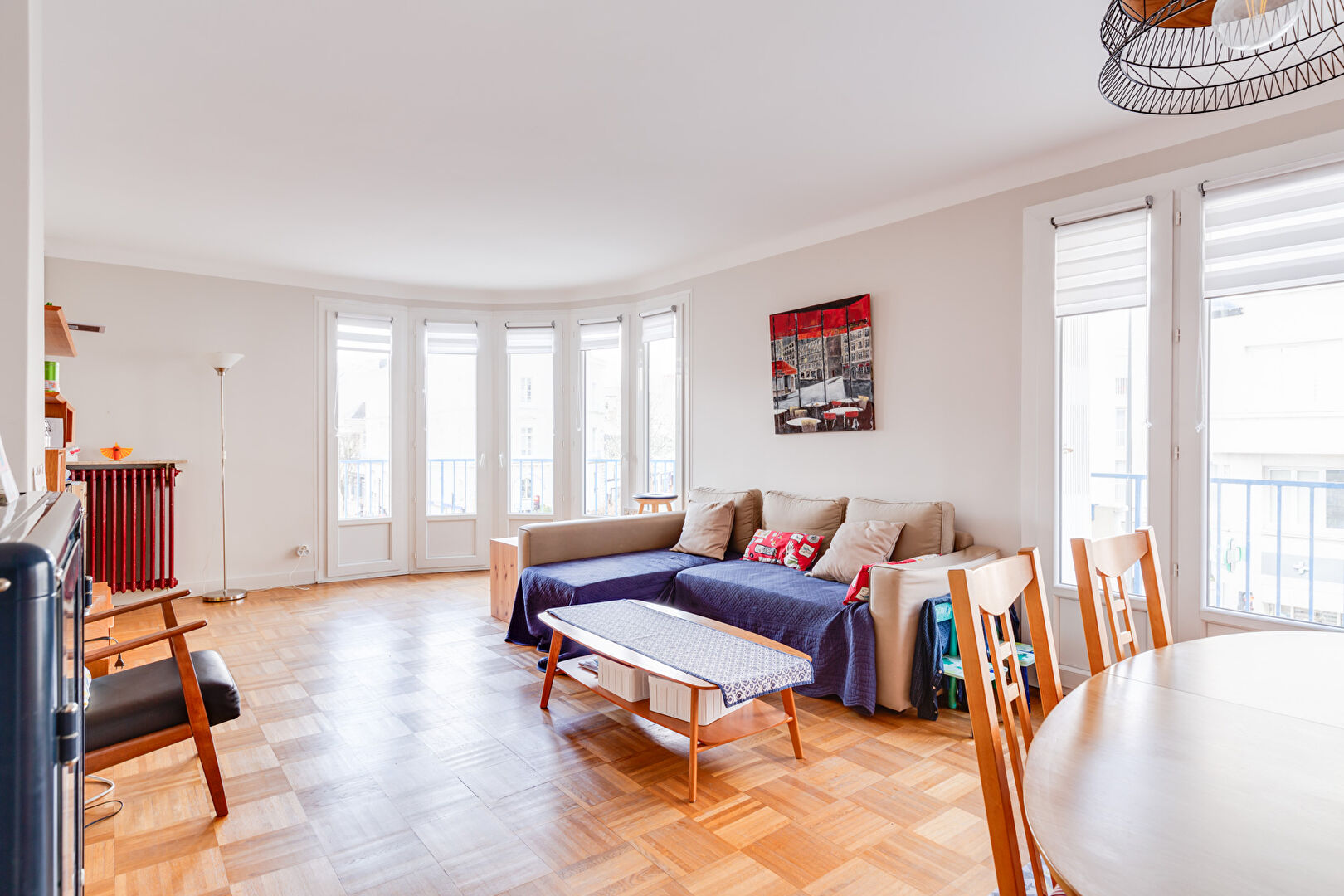 A VENDRE NANTES PLACE RENE BOUHIER SPACIEUX ET CONFORTABLE TYPE 5 AVEC 4 CHAMBRES