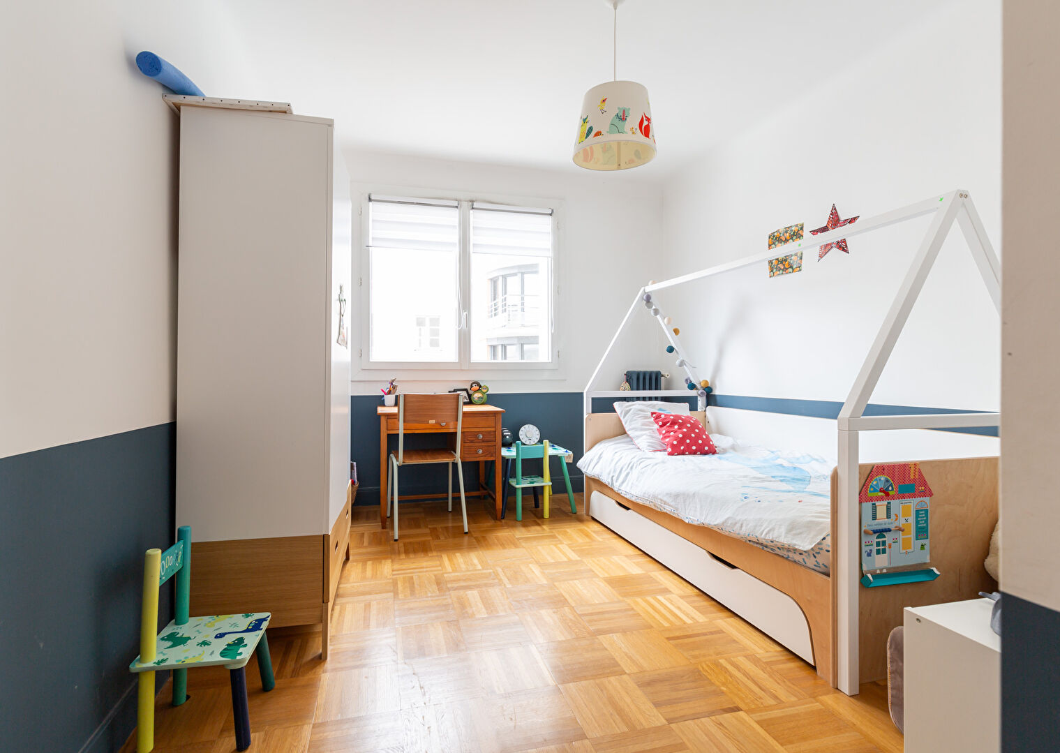 Photo A VENDRE NANTES PLACE RENE BOUHIER SPACIEUX ET CONFORTABLE TYPE 5 AVEC 4 CHAMBRES image 6/6
