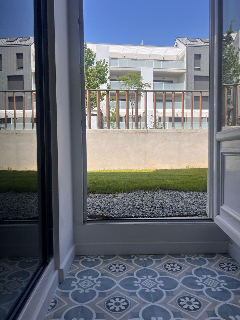 Photo Appartement Suce Sur Erdre 2 pièce(s) 28.64 m2 avec jardinets image 5/6