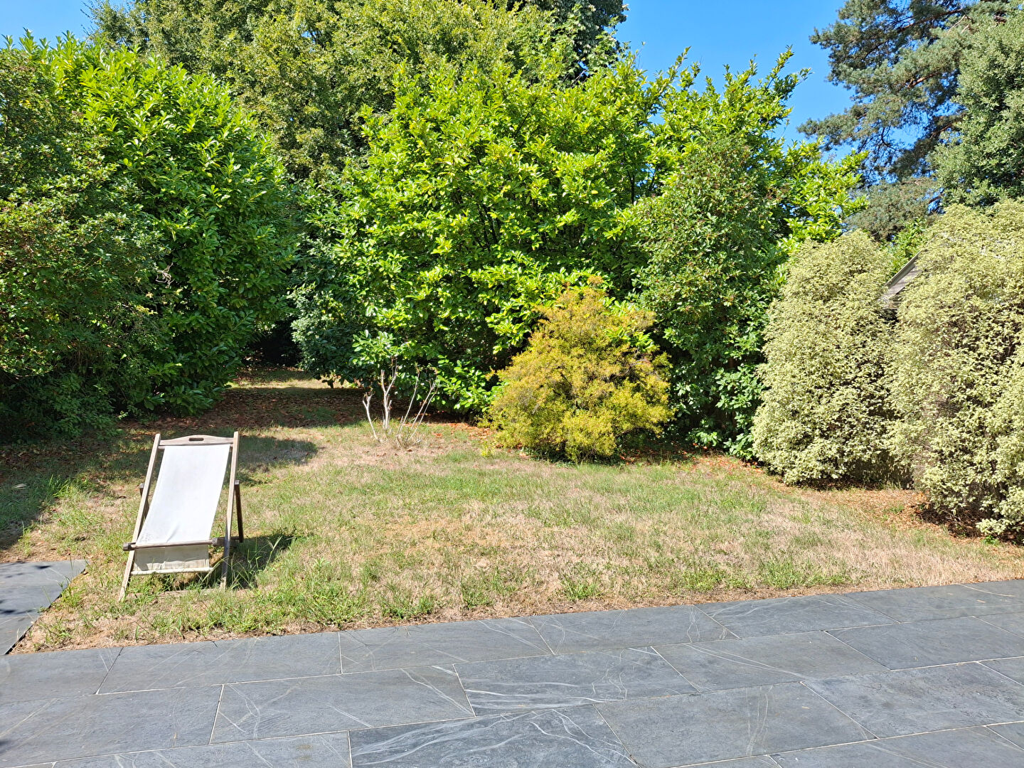 A VENDRE  NANTES  ZOLA PROCE, maison avec garage et jardin
