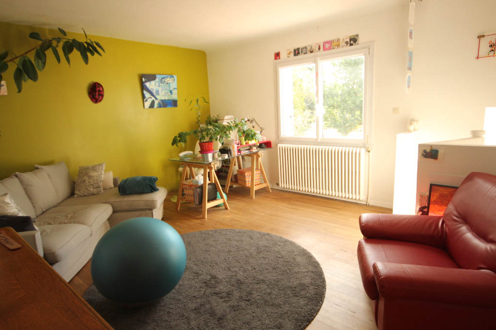 NANTES/ZOLA MAISON /APPARTEMENT INDIVIDUELLE 2 CHAMBRES/CAVEAU VELOS