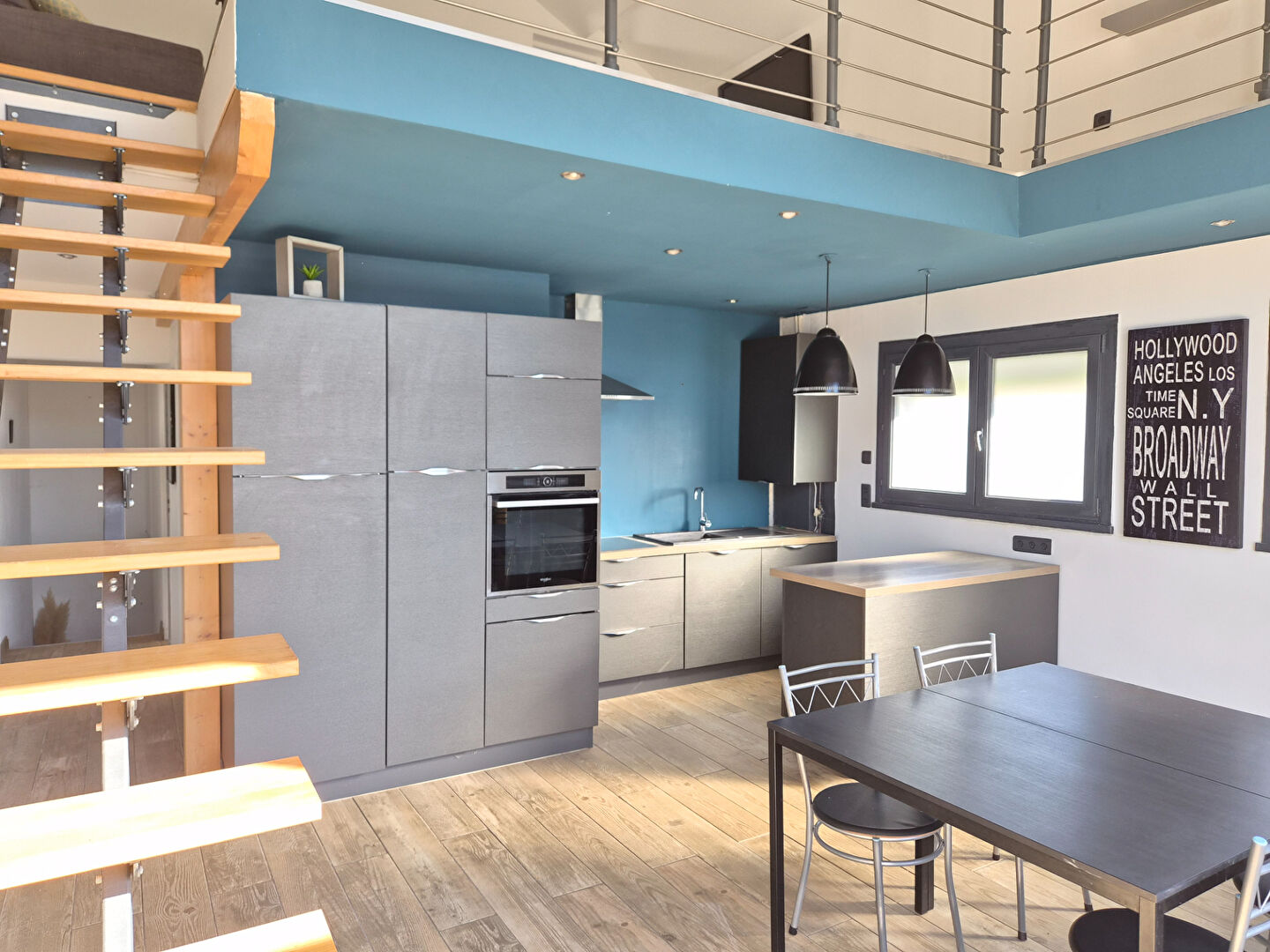 Photo A VENDRE NANTES ZOLA Triplex avec terrasse  sud ouest et garage image 3/6