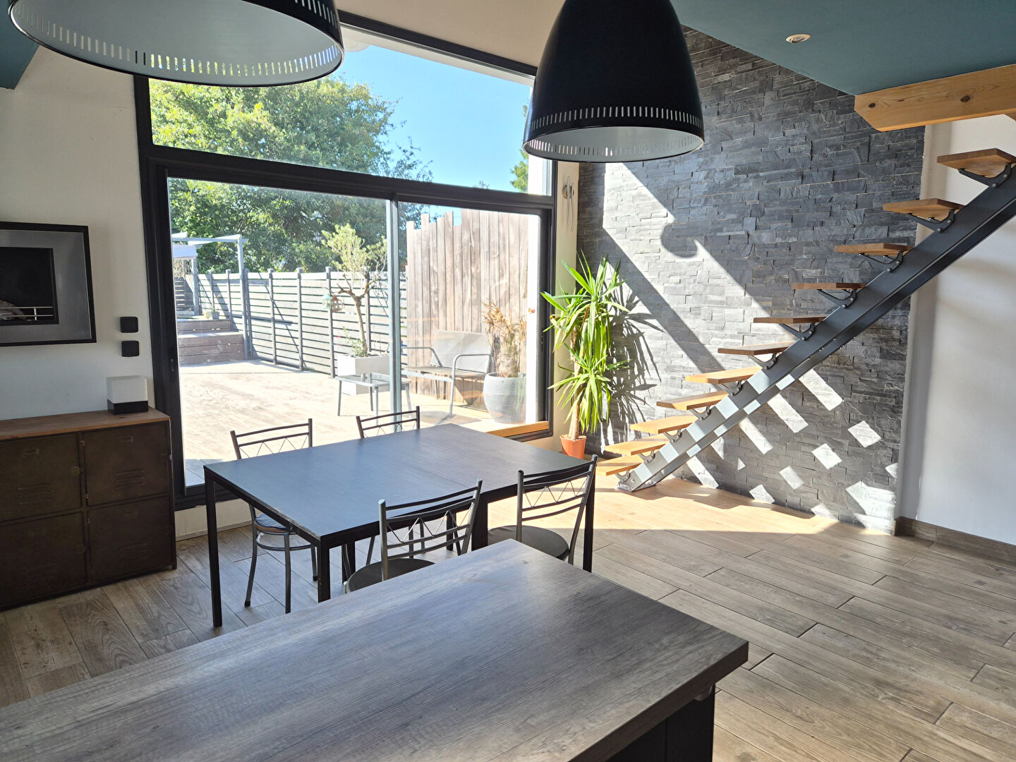 Photo A VENDRE NANTES ZOLA Triplex avec terrasse  sud ouest et garage image 4/6