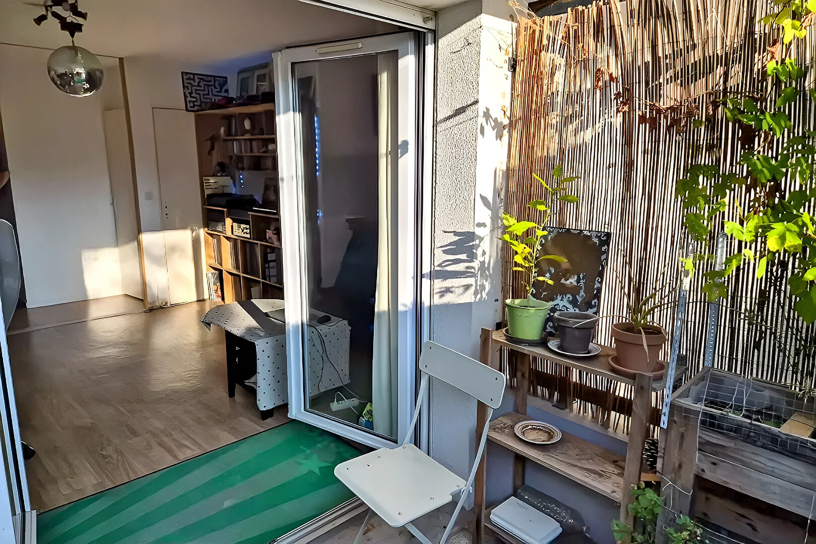 A VENDRE NANTES ZOLA appartement 2 chambres avec terrasse et stationnement