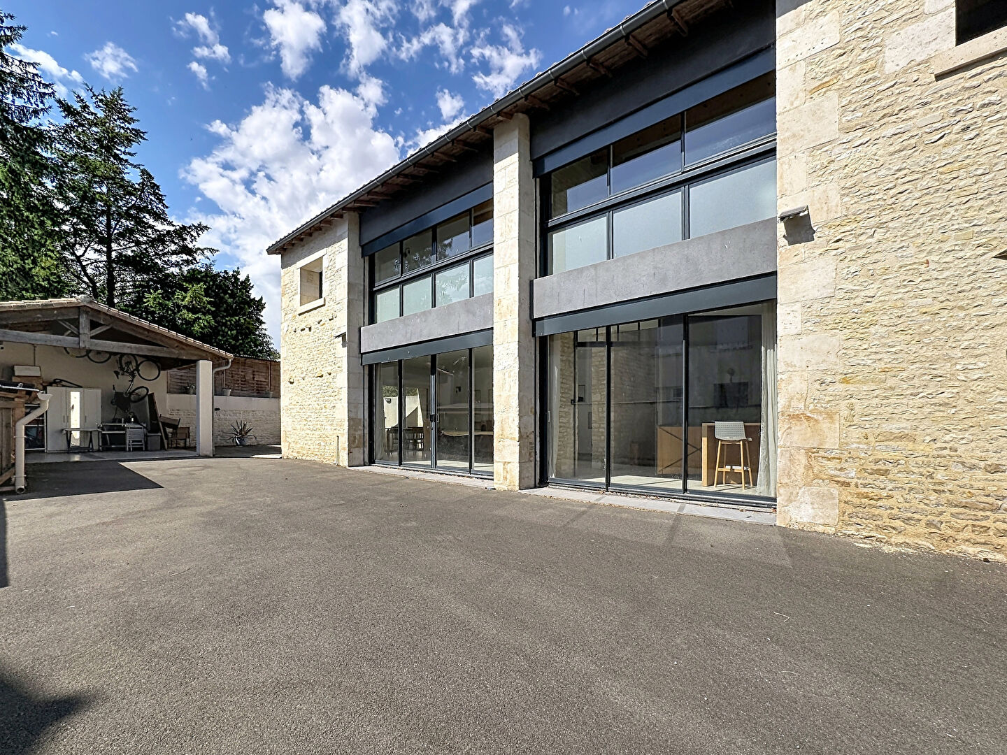 Maison de charme entièrement rénovée - 140 m² - 3 chambres - beaux volumes et confort moderne