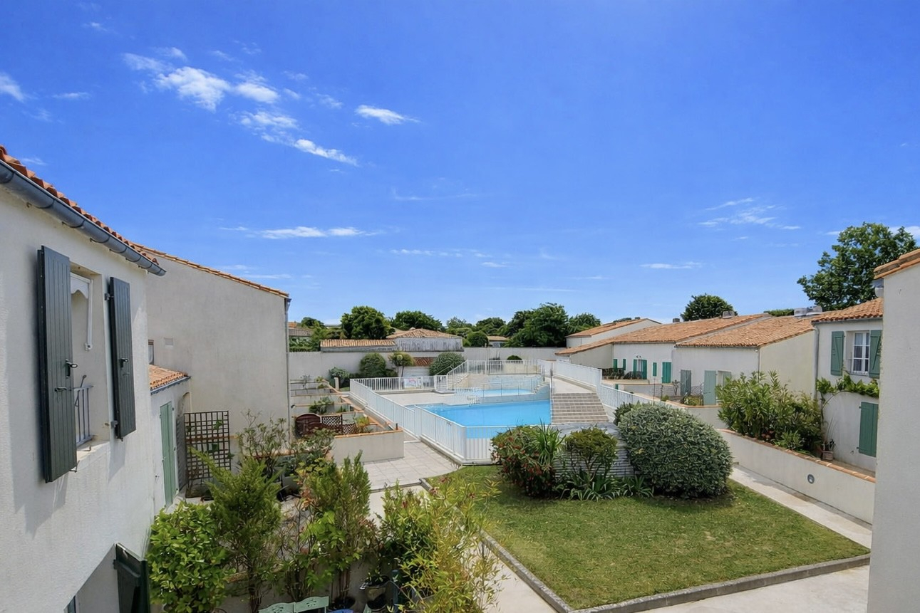 STUDIO DANS RESIDENCE DE PRESTIGE AVEC PISCINE