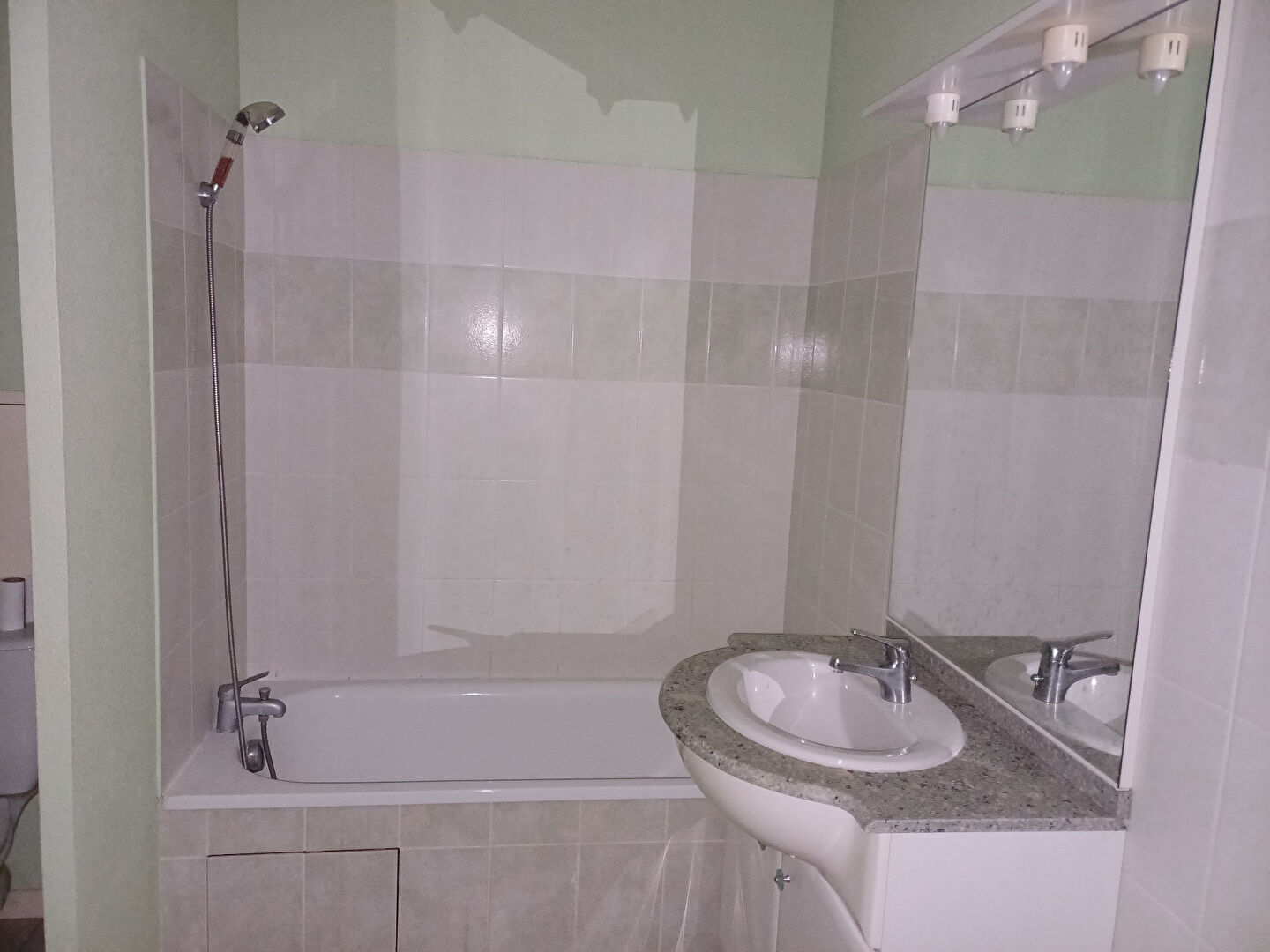 
Appartement Eauze 2 pièce(s) 37.63 m2
 Photo du bien 5 