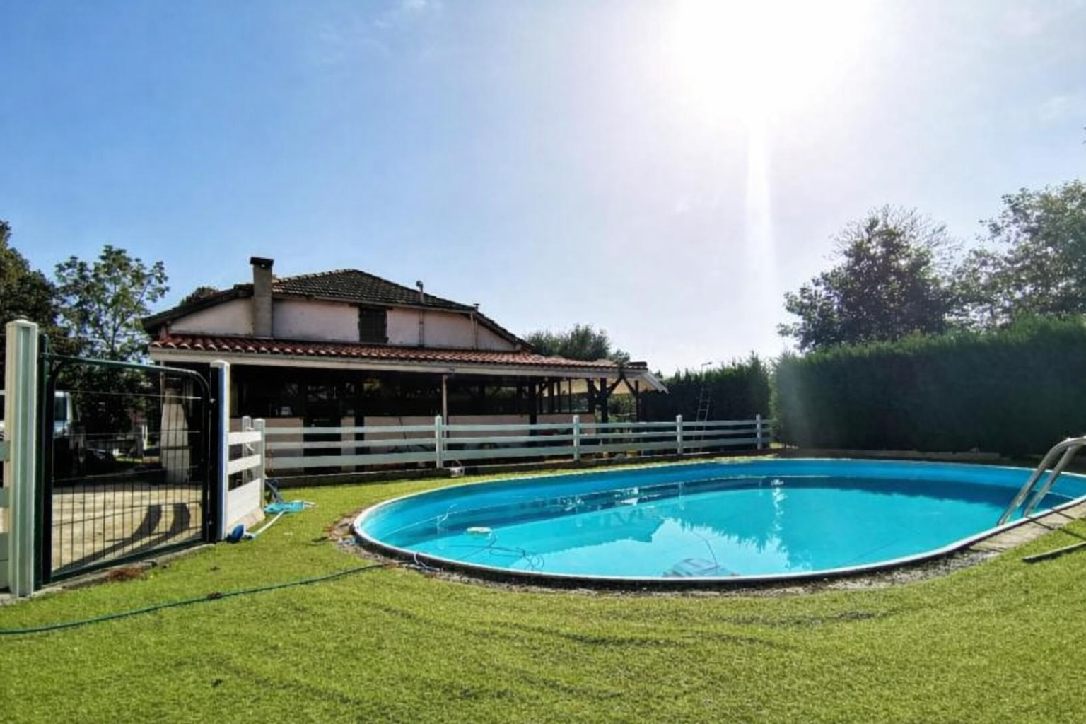 
Maison Estigarde 7 pièce(s) 180 m2
 Photo du bien 1 