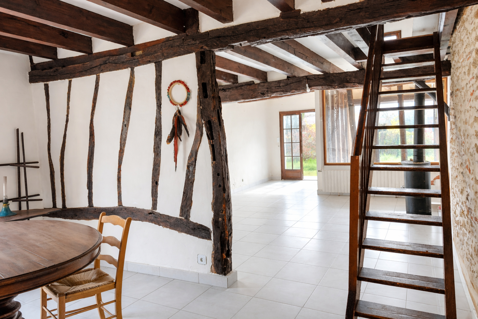 
Maison en colombage avec gîte attenant sur grand terrain arboré
 Photo du bien 6 