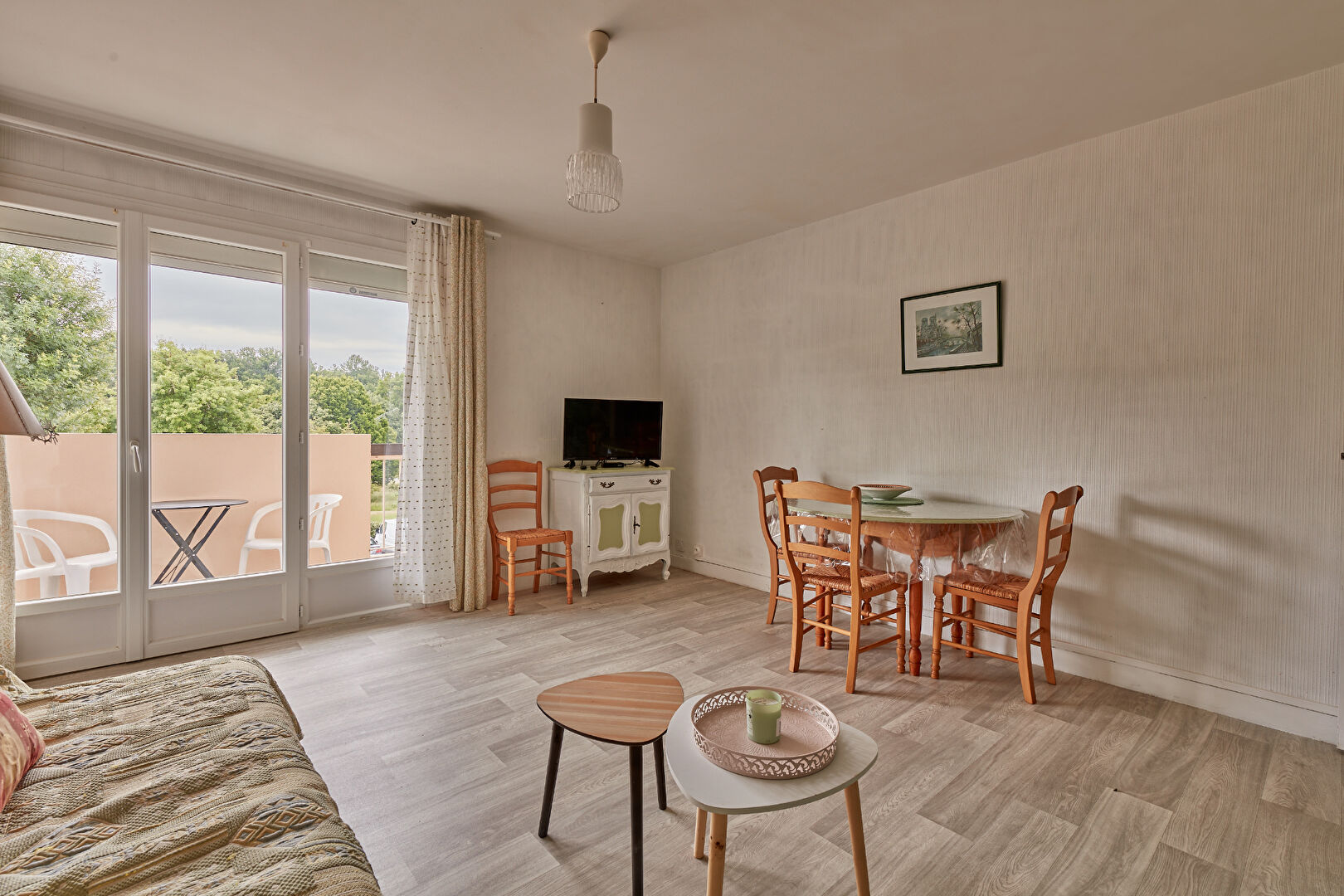 
Grand T2 de 48 m² à Barbotan-les-Thermes ? Rare sur le secteur !
 Photo du bien 2 