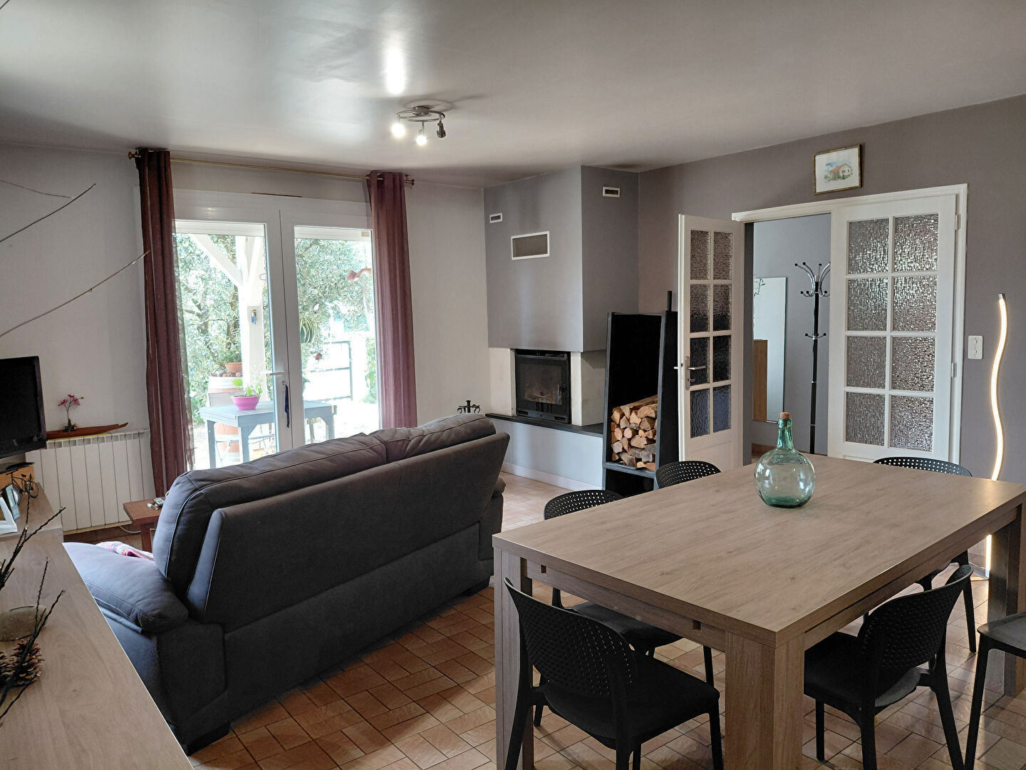 
Le confort d'aujourd'hui, le charme d'une maison familiale à deux pas de tout ! Photo du bien 3 