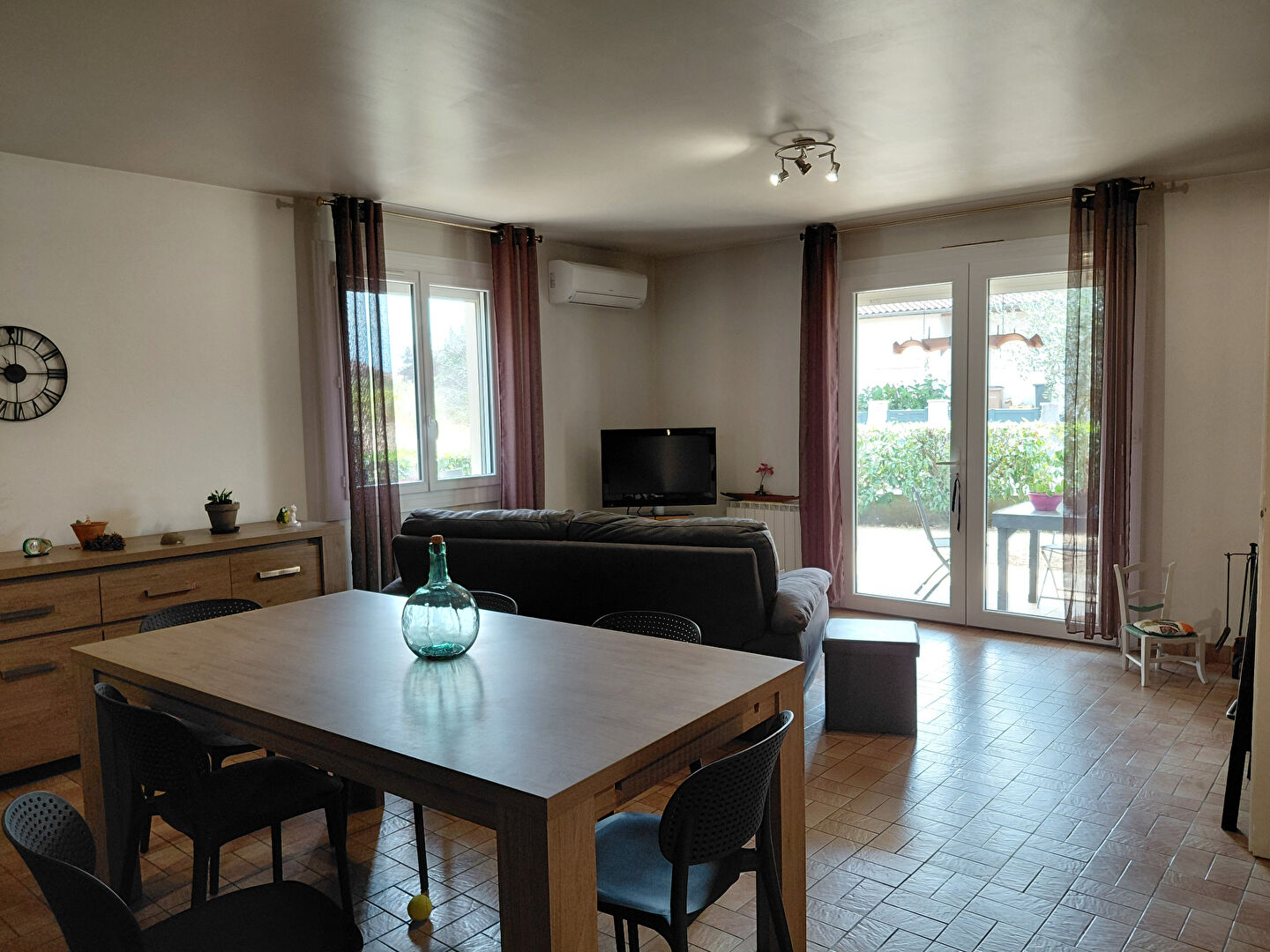 
Le confort d'aujourd'hui, le charme d'une maison familiale à deux pas de tout ! Photo du bien 4 