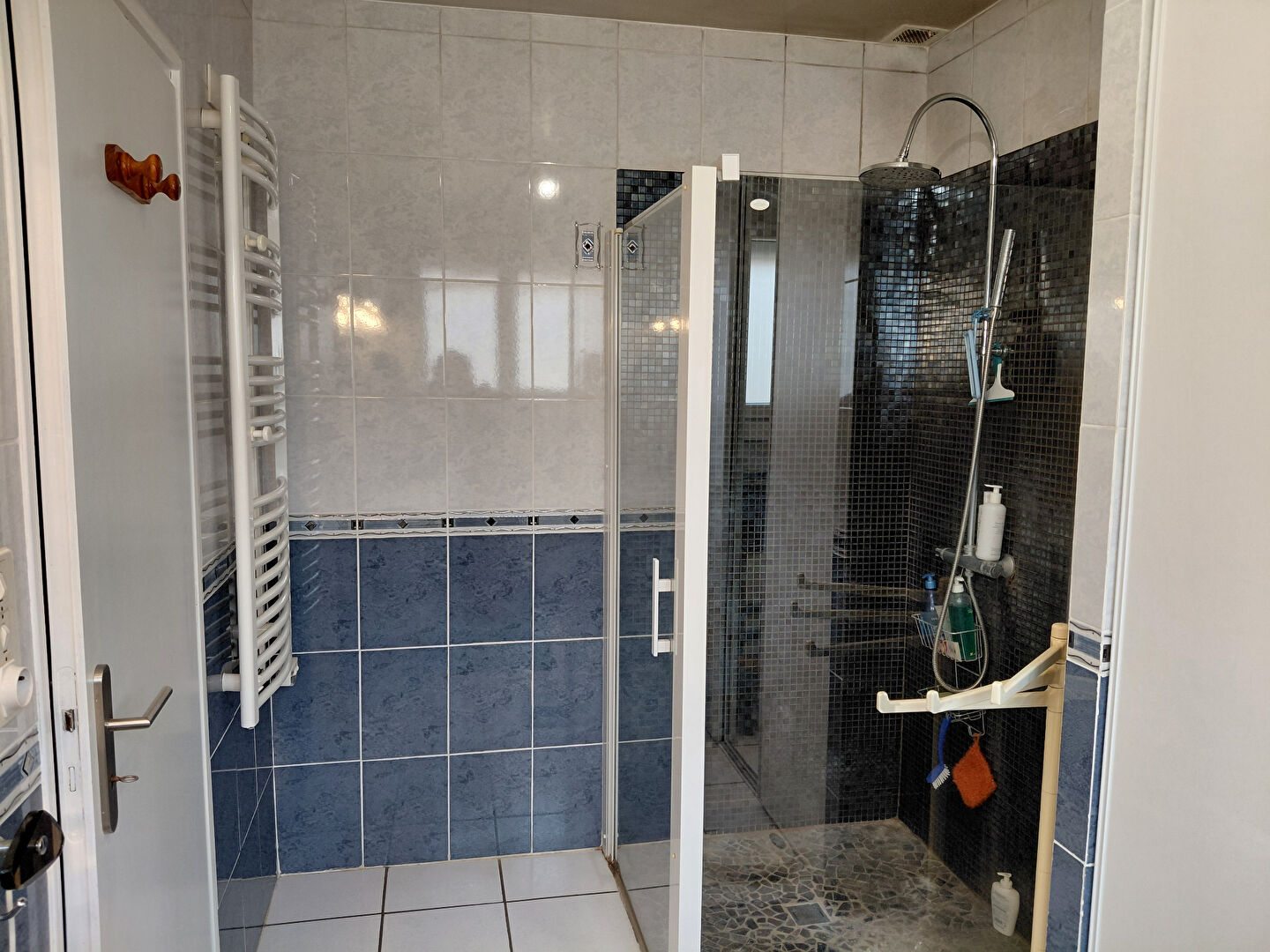 
Le confort d'aujourd'hui, le charme d'une maison familiale à deux pas de tout ! Photo du bien 8 