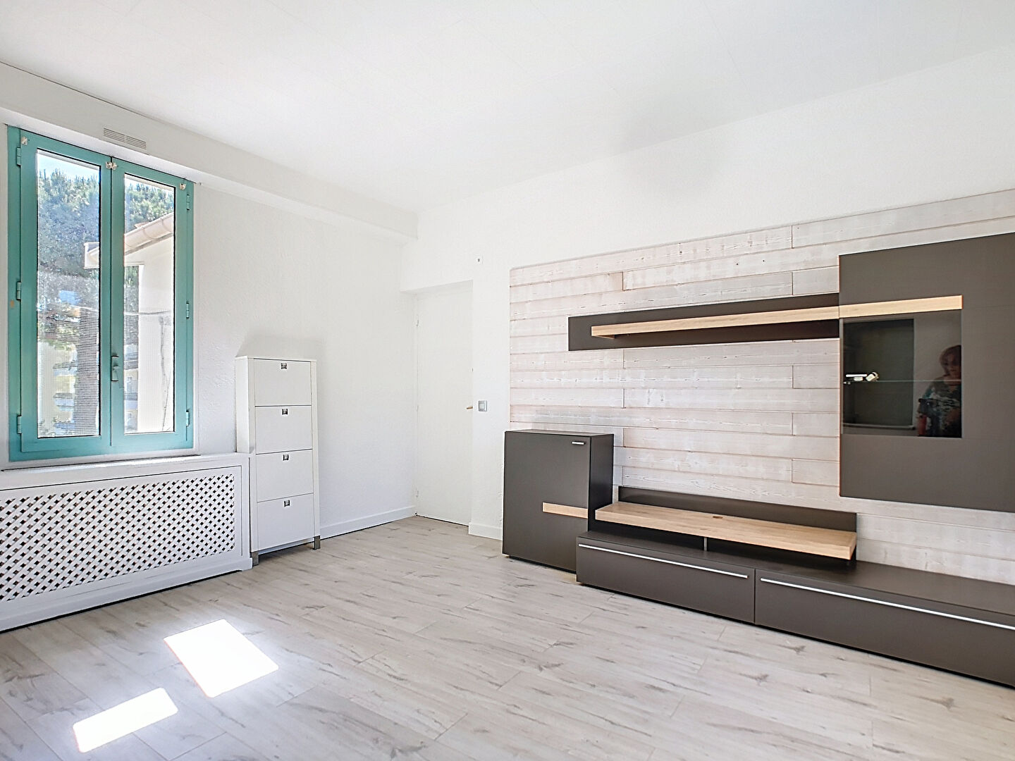 Appartement atypique de 3 pièces à Antibes!