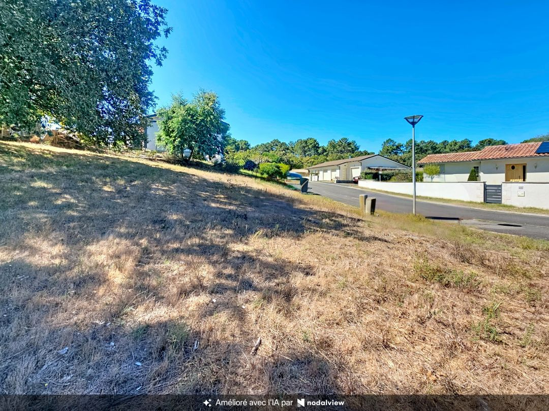 Terrain a batir, viabilisé A VENDRE à Ychoux 596 m²
