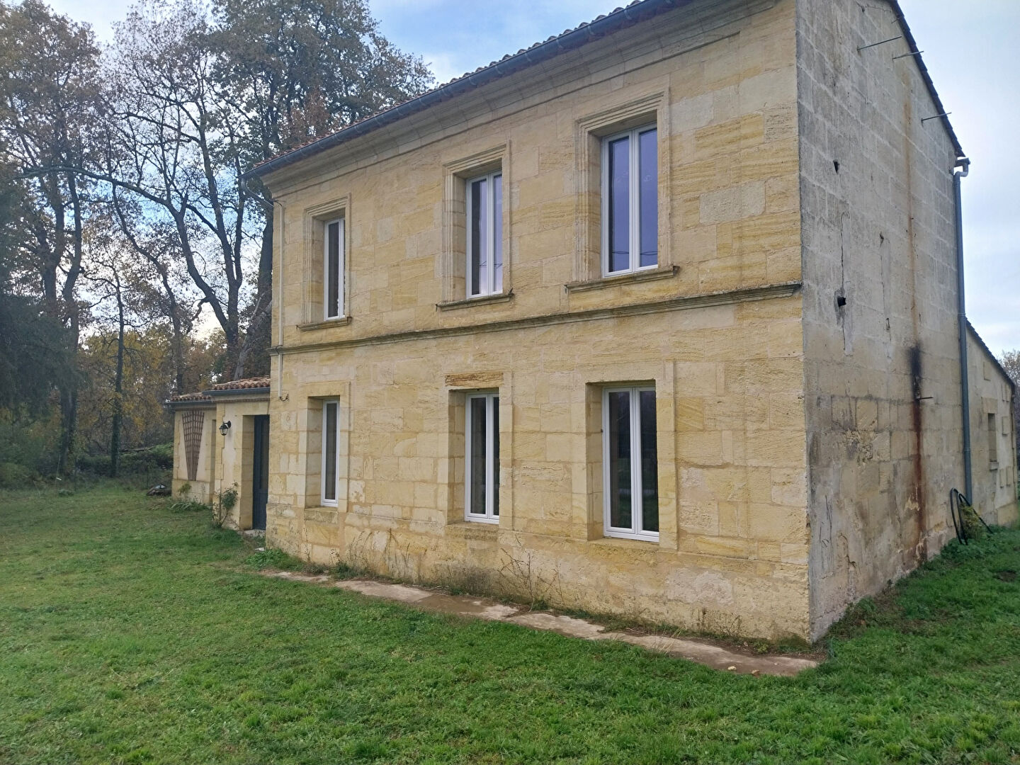 Maison Nerigean 7 pièce(s) 150 m2