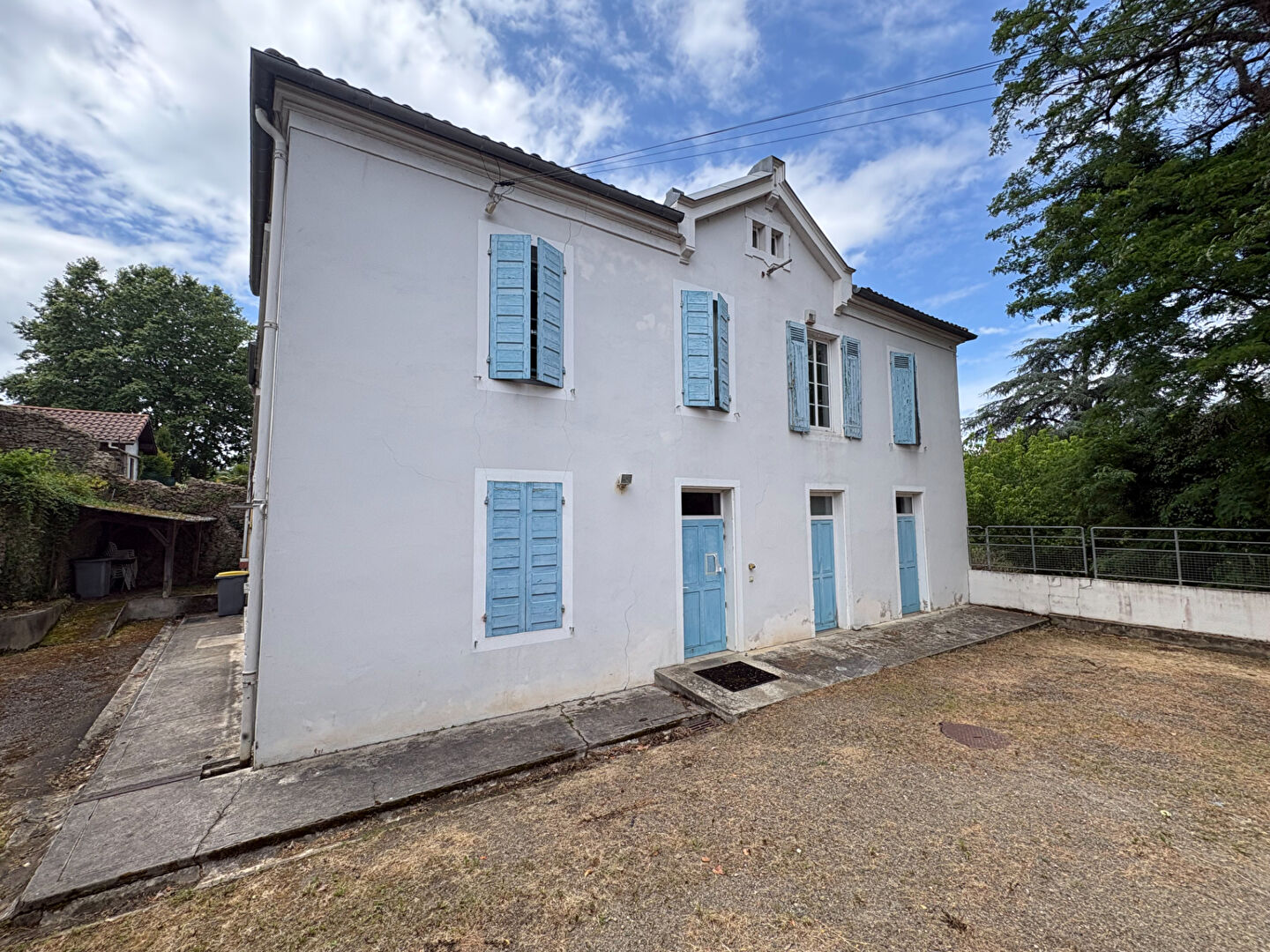 Maison Mont De Marsan 10 pièce(s) 392 m2