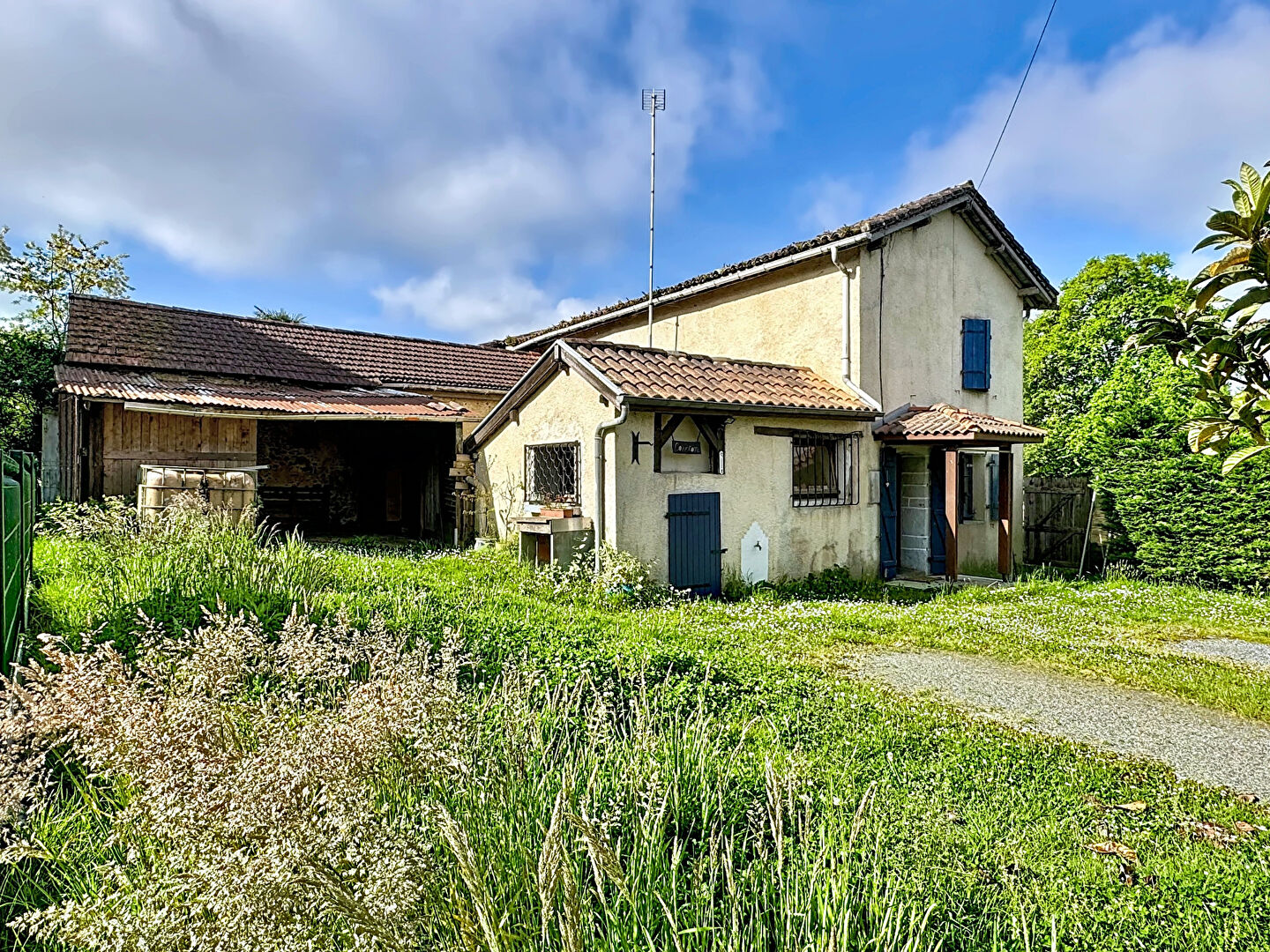 Maison 3 pièces avec garage et jardin