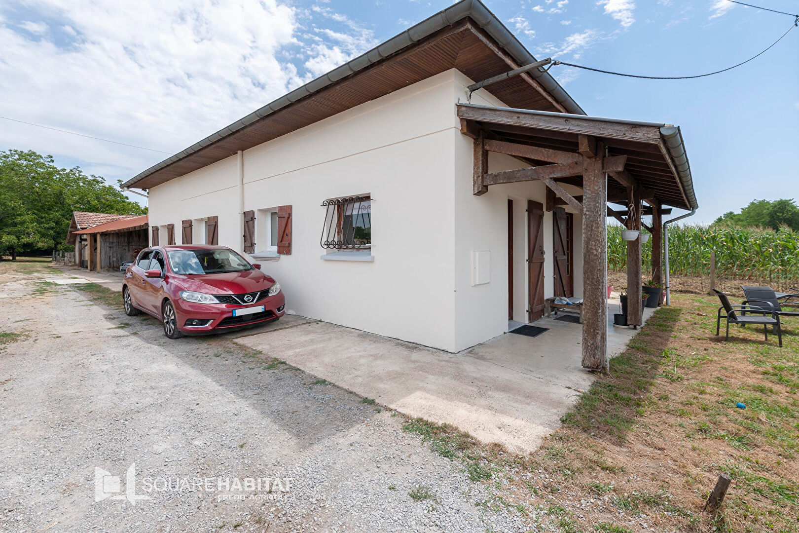 Maison rénovée avec terrain de 1200 m² ? À proximité de Dax