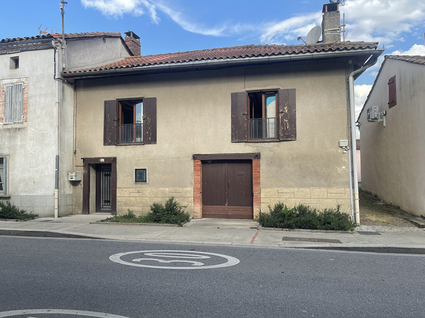 Maison de village avec garage