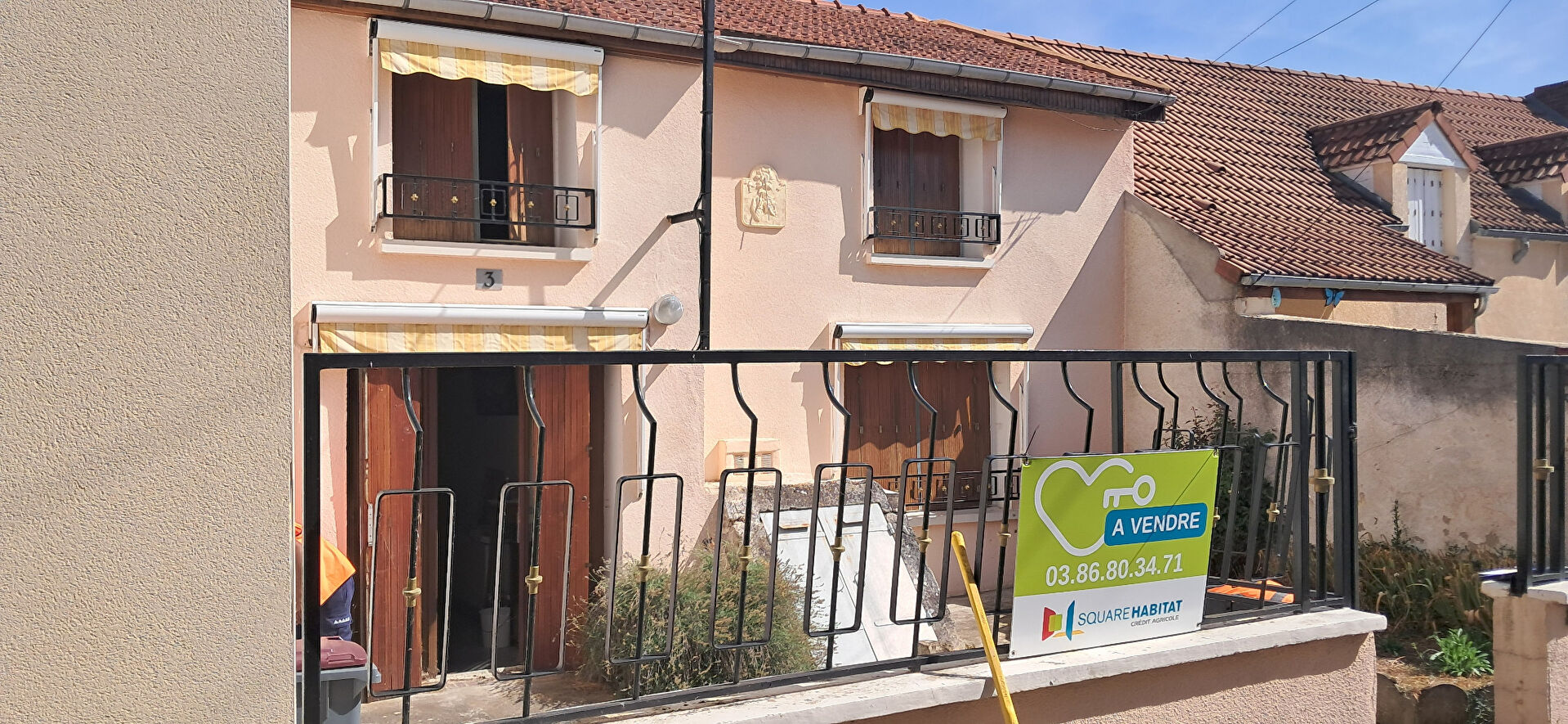 BASSOU - maison ancienne de 100m2 sur 197m2 de jardin.