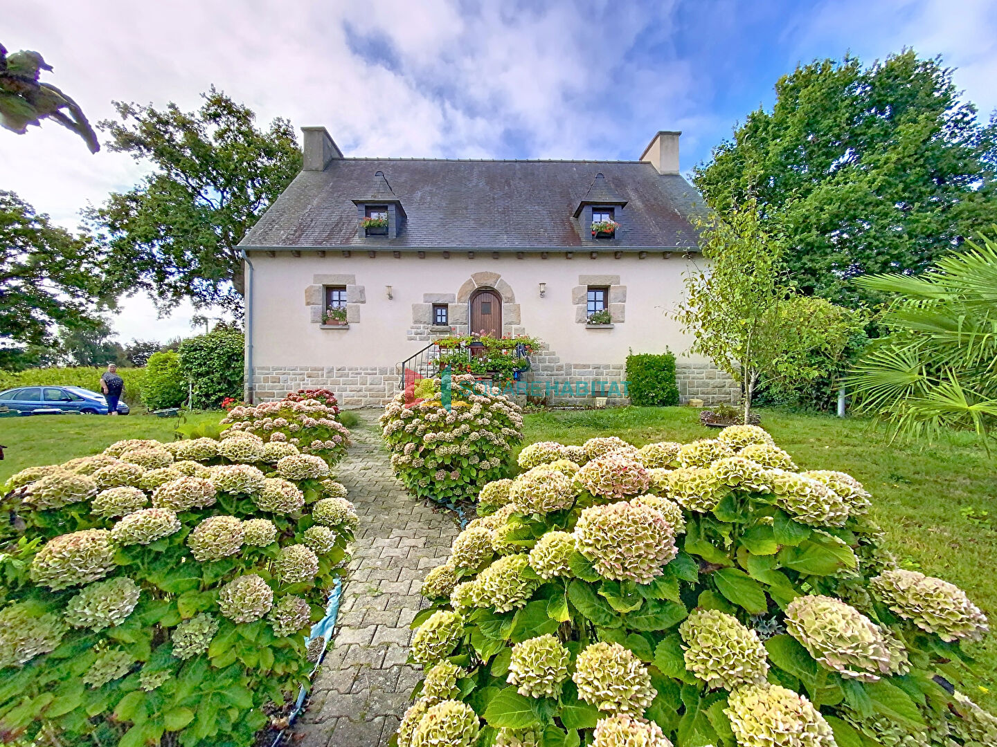 Maison Saint Carné 5 pièces 107.56 m2 - À rénover