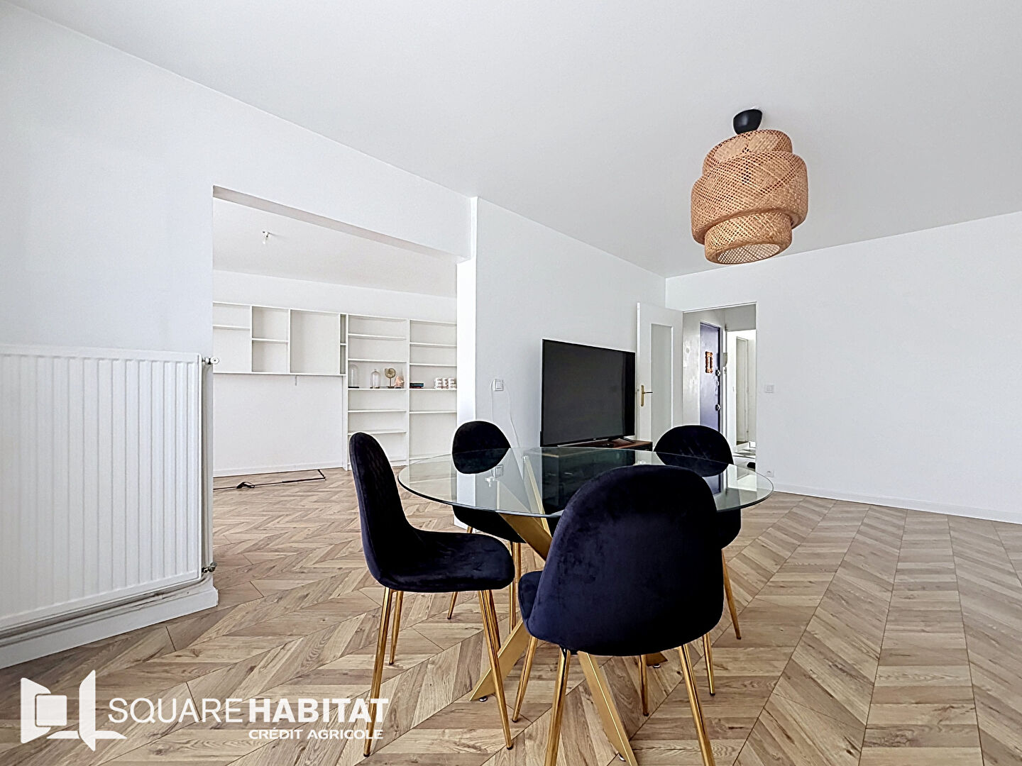 Appartement T4 lumineux avec entrée privative , Quartier dynamique