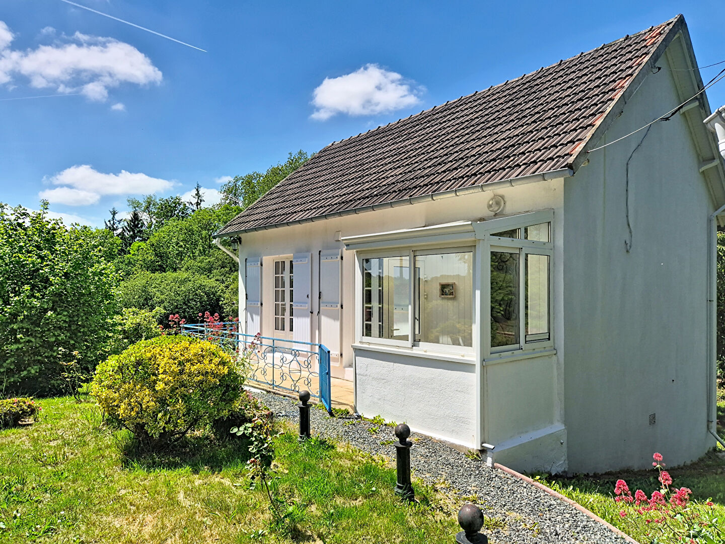 Maison de campagne 60 m² avec terrain de 4 100 m² - Duault (22160)