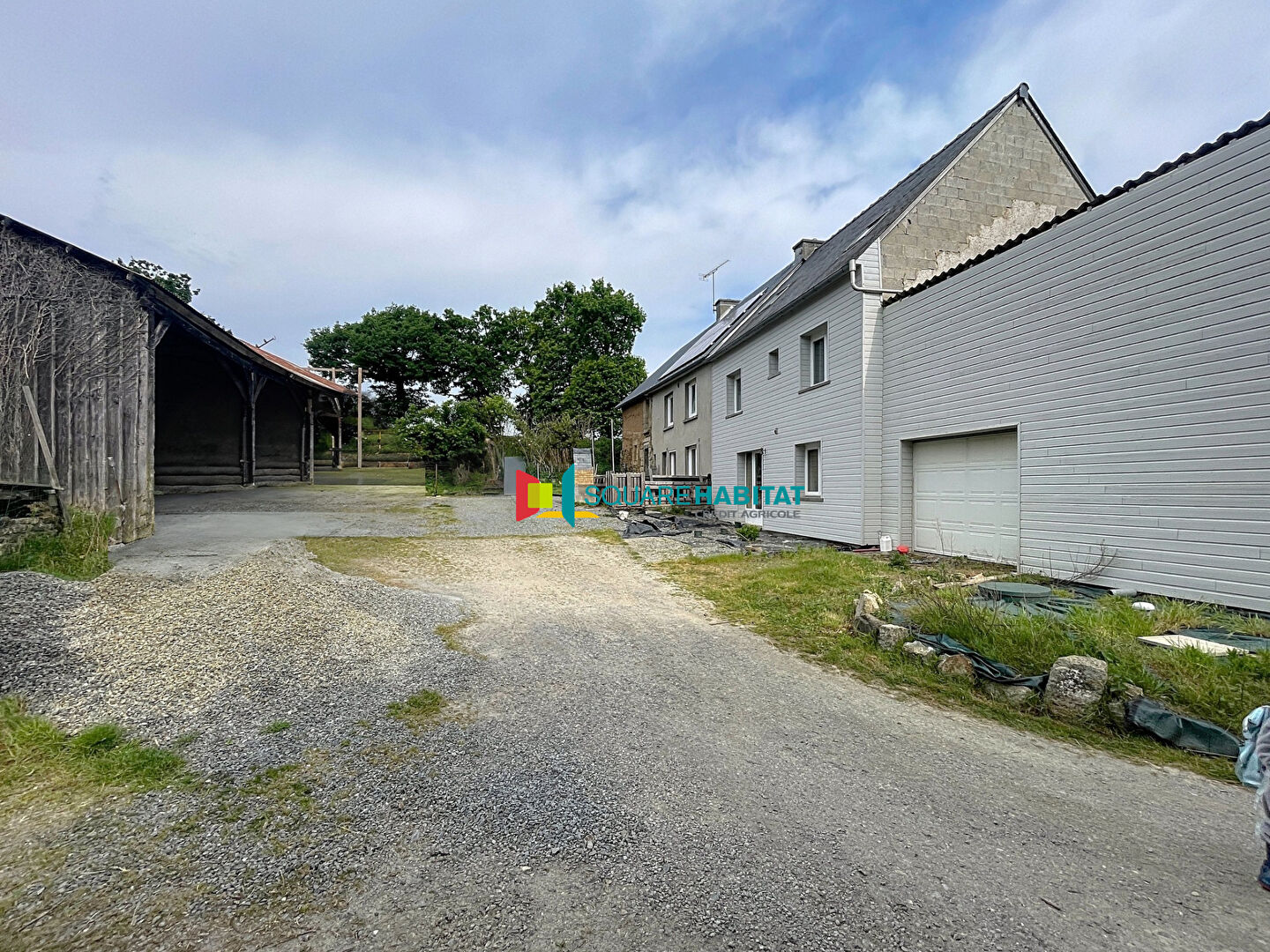 Maison Sevignac 6 pièces 4 chambres 181m²