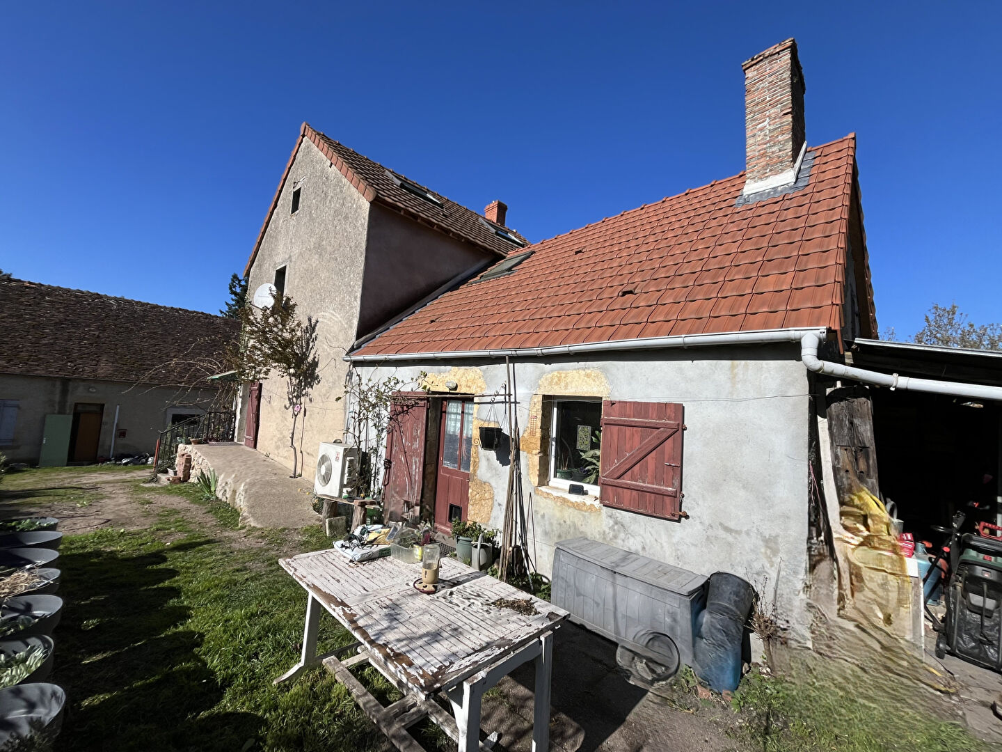 BEARD. Maison de village avec jardin !