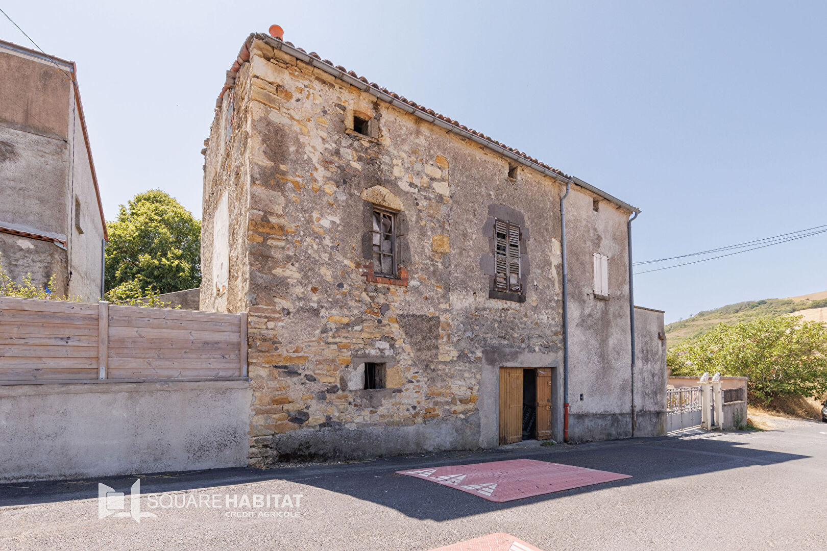 Maison St Yvoine à réhabiliter