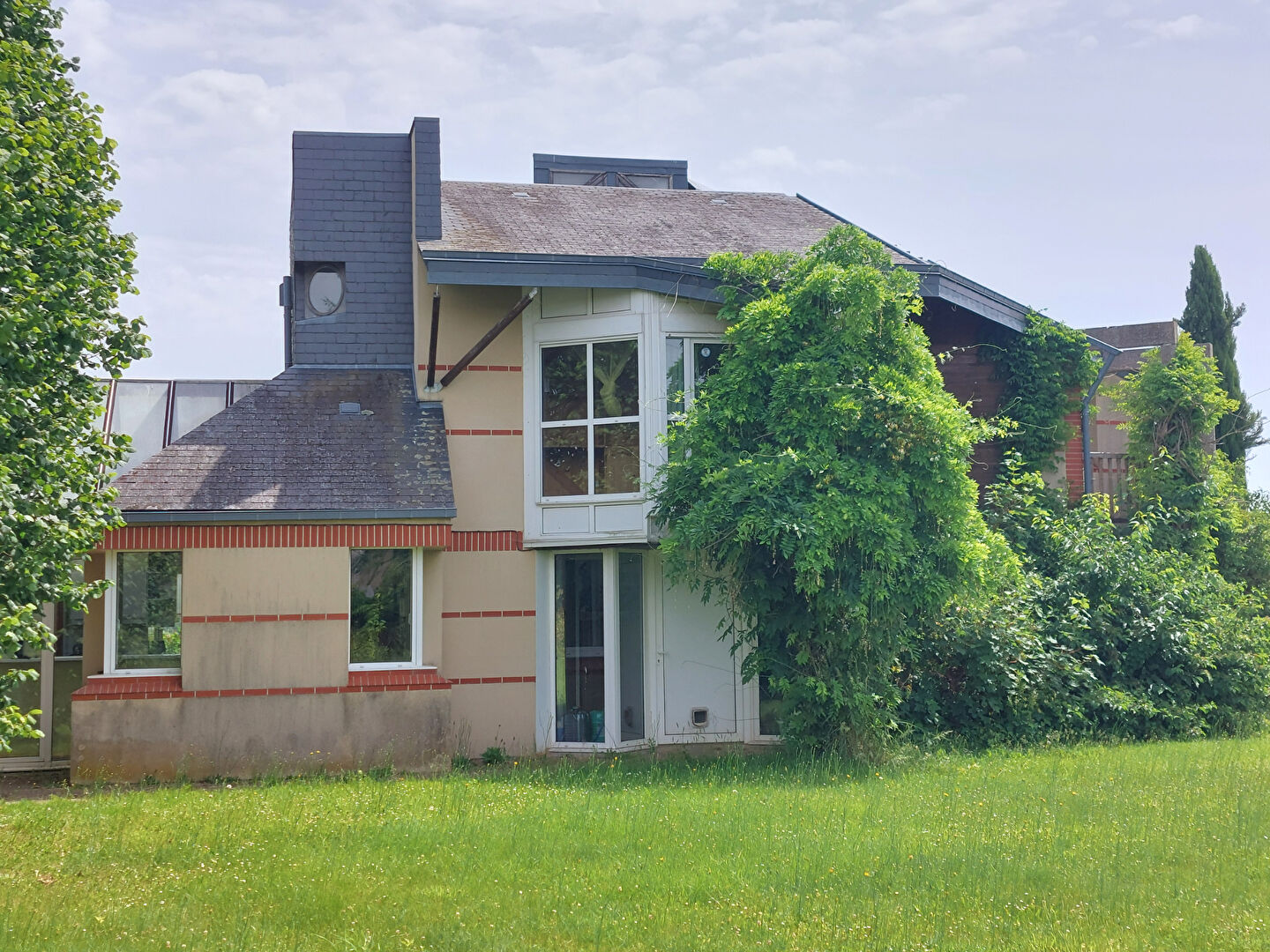 Maison Gamaches En Vexin 8 pièce(s) 350 m2