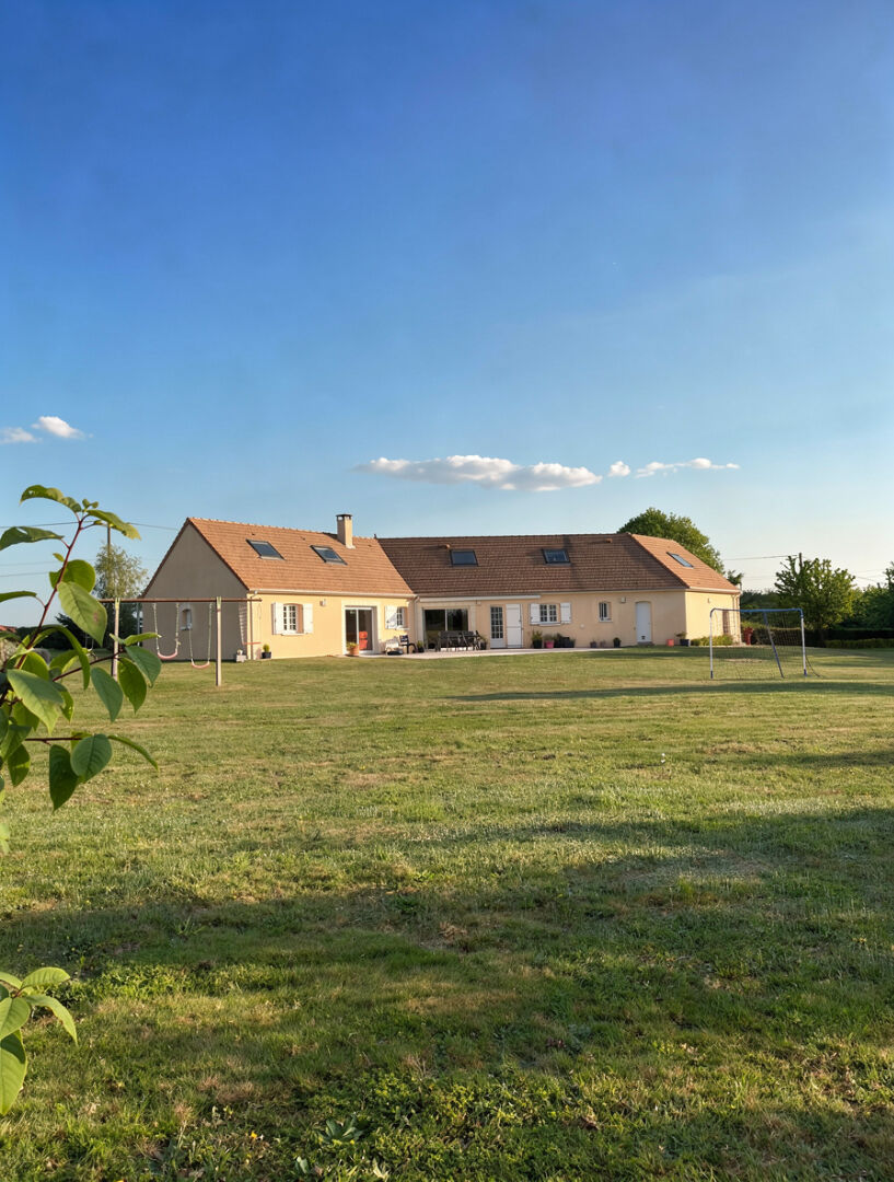 Coup de coeur - Maison familiale T6 sur terrain de 6118 m² - Pruillé-l'Éguillé