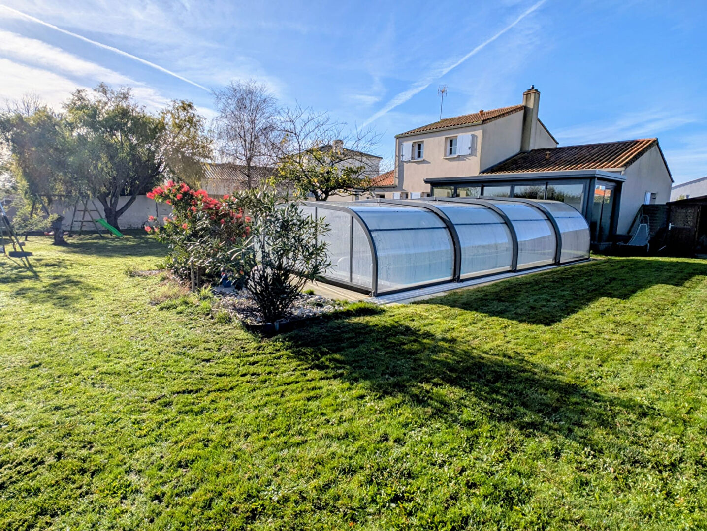 Maison T6 de 162 m² avec piscine à Givrand
