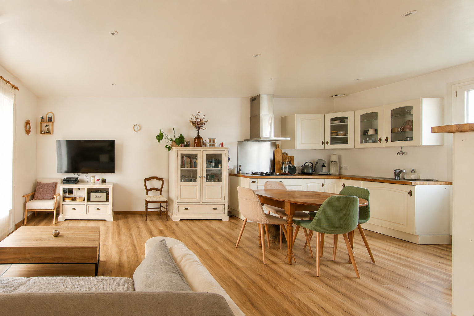 Maison La Chaize Le Vicomte 4 pièce(s) 70 m2