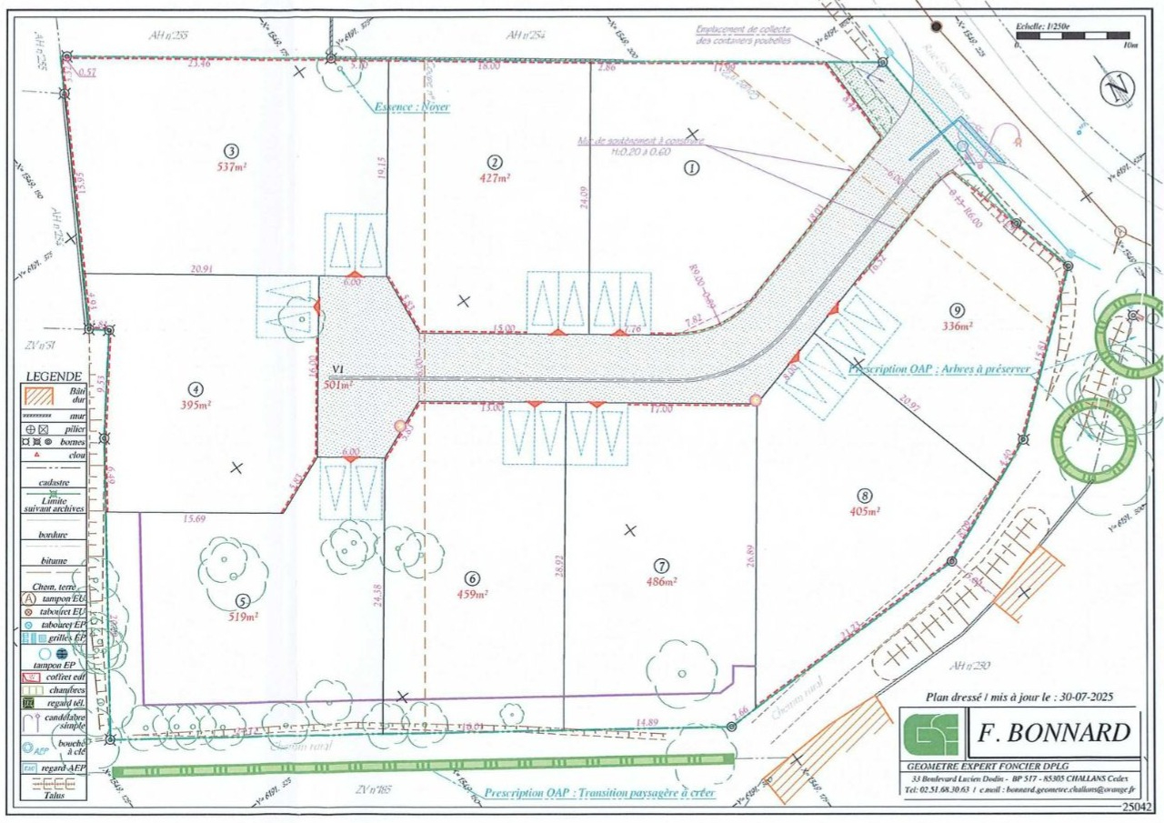 Terrain viabilisé - Saint Etienne Du Bois 336 m2 - libre de constructeur