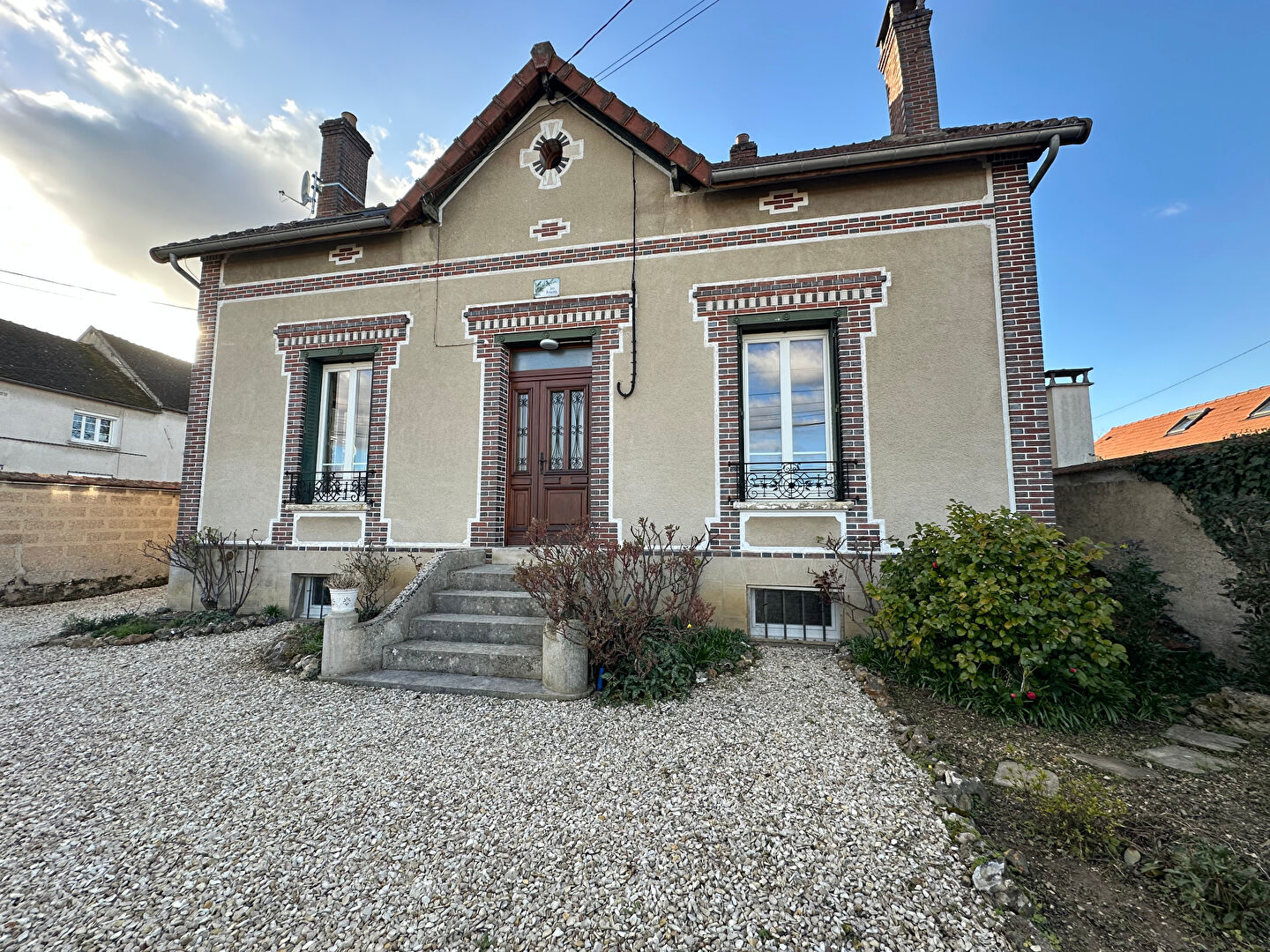 Maison Etigny 6 pièce(s) 120 m2